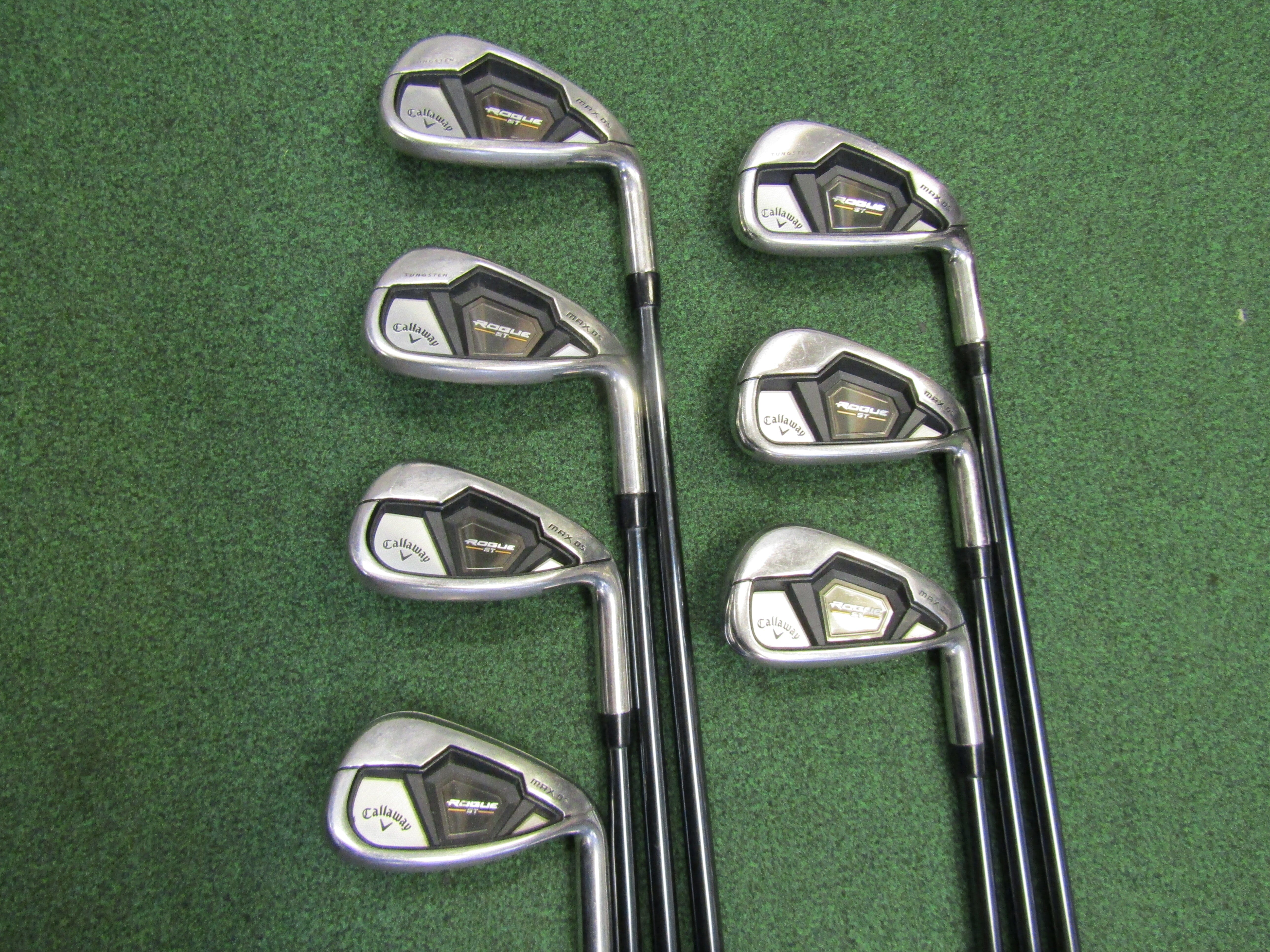Callaway Rogue ST Max OS #5-PW, AW 7 pc. Iron Set Reg. Graph. Men's Rt Pre-Owned Iron Sets Callaway