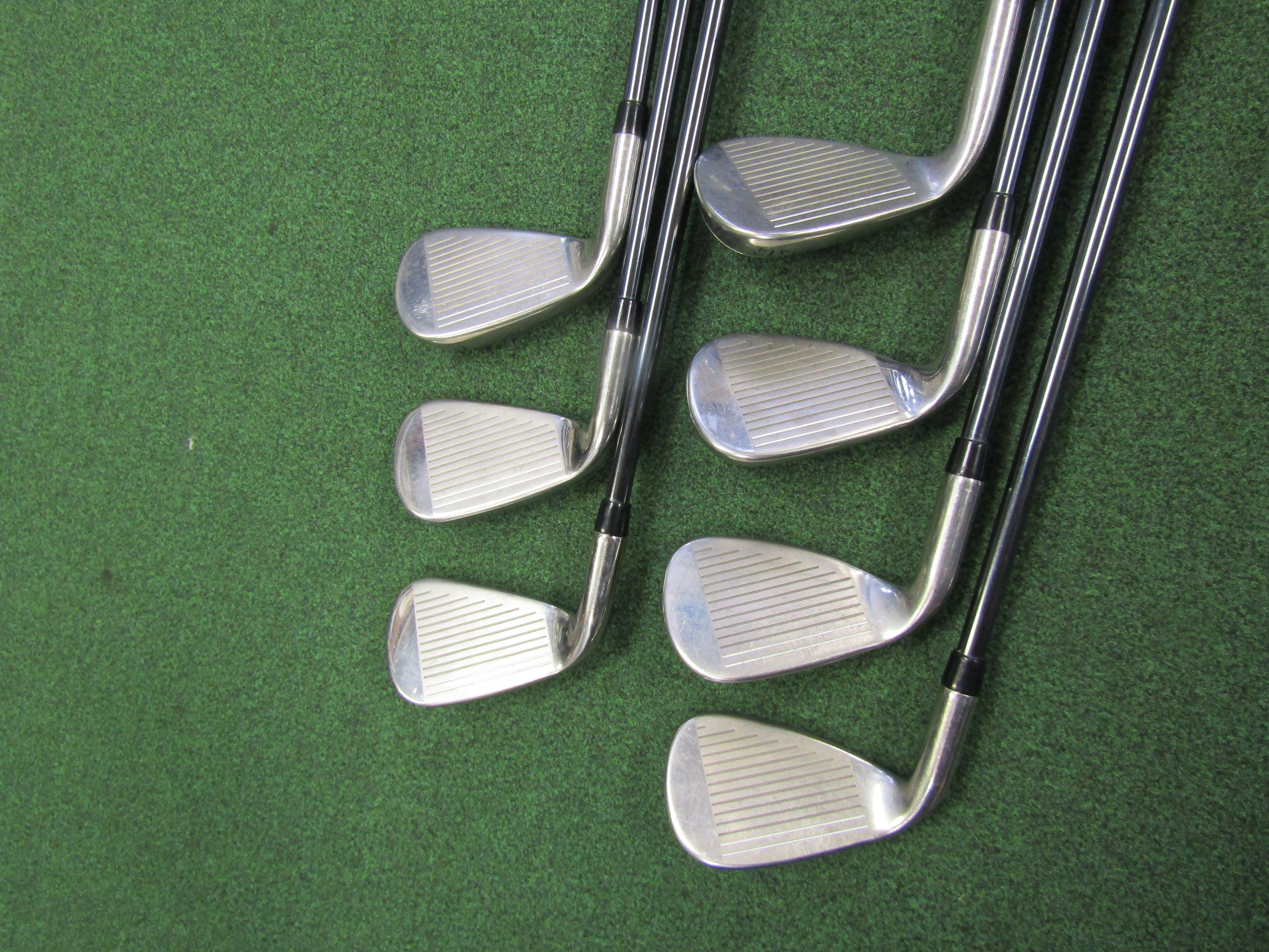 Callaway Rogue ST Max OS #5-PW, AW 7 pc. Iron Set Reg. Graph. Men's Rt Pre-Owned Iron Sets Callaway
