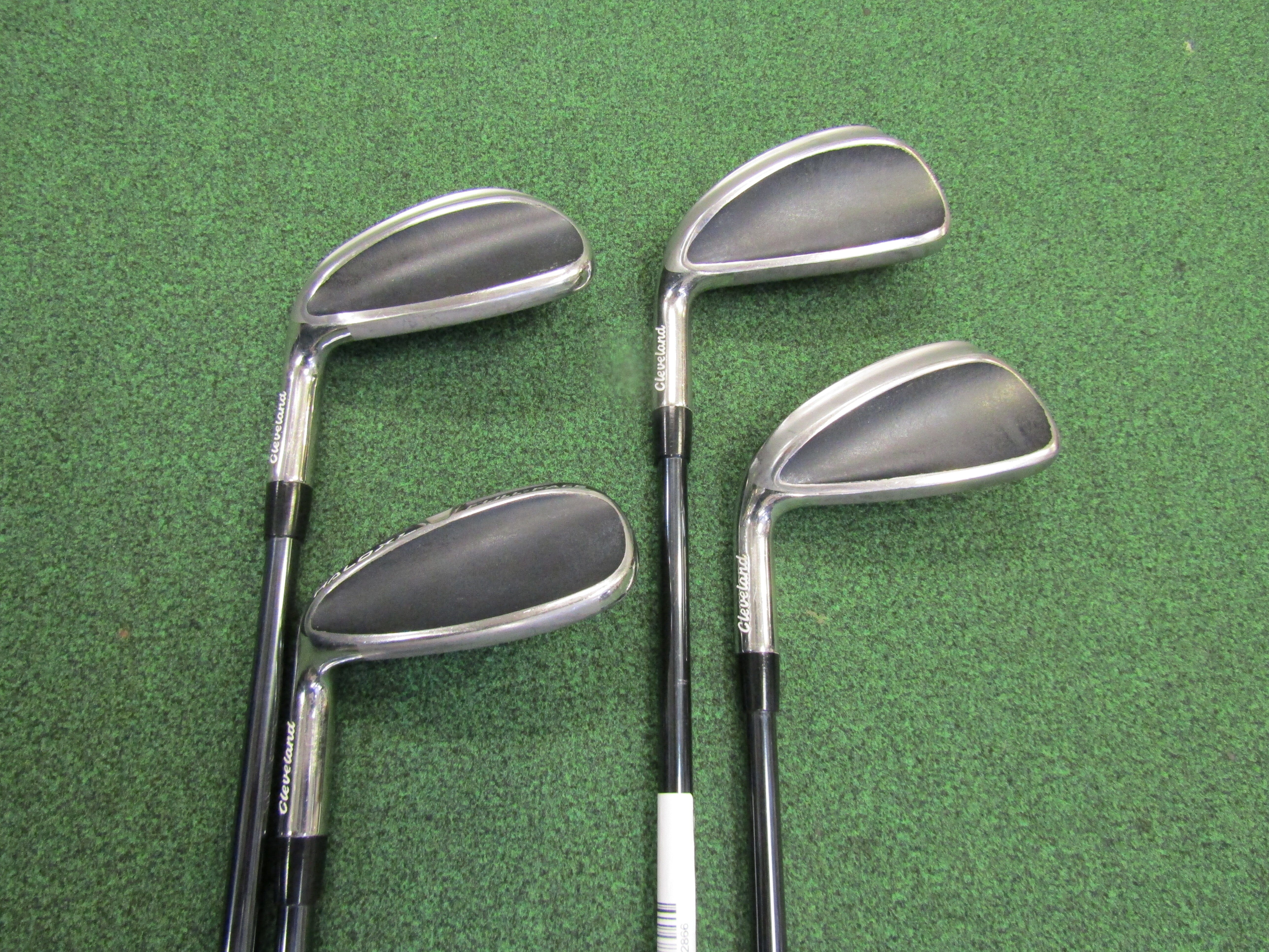 Cleveland Halo XL Full-Face #7-PW 4 pc. Iron Set Senior Flex Graphite MLH Pre-Owned Iron Sets Cleveland