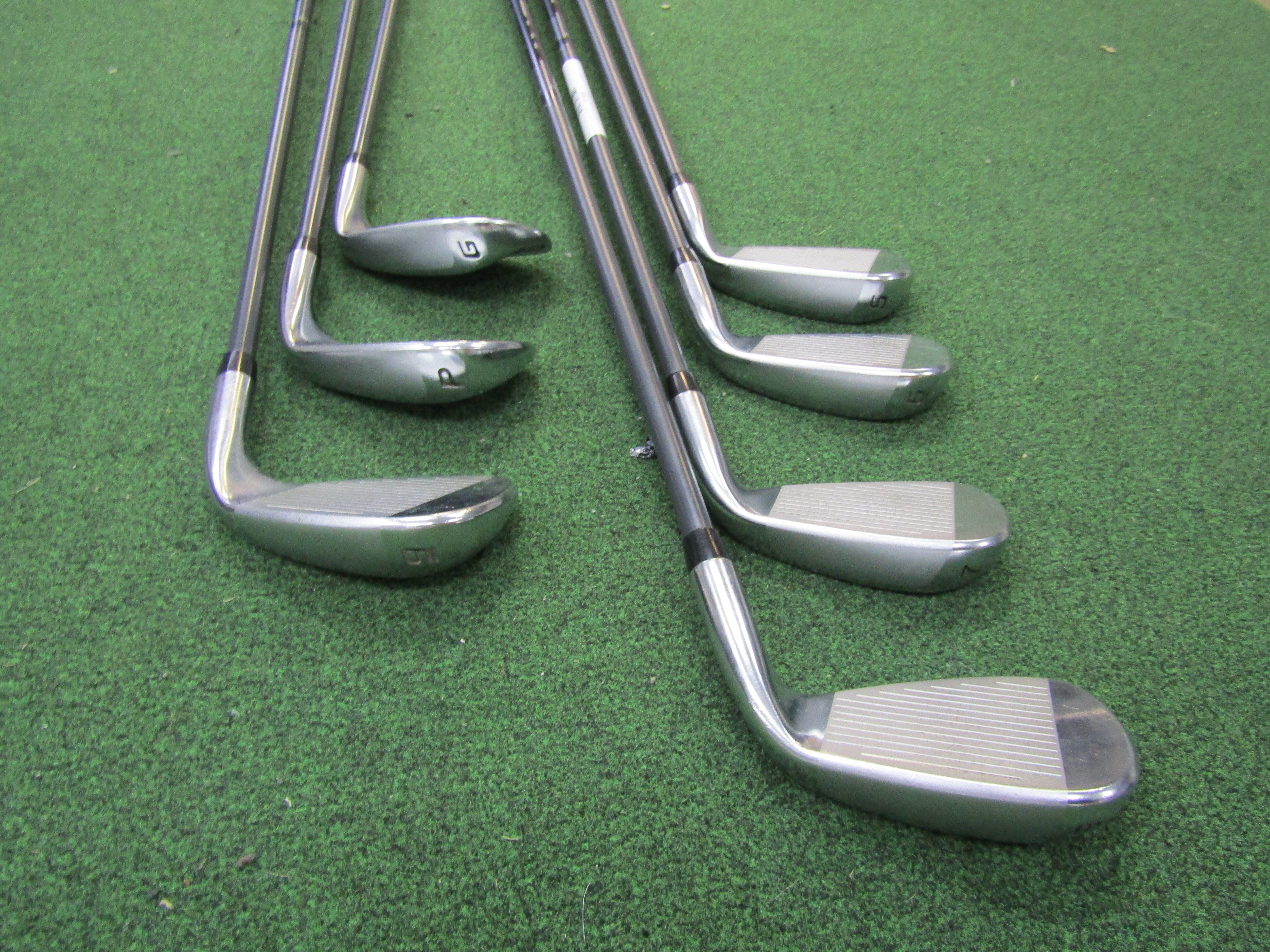 Cobra King F7 Iron Set #5-AW Regular Flex Graphite Shaft Men's Left Pre-Owned Iron Sets Cobra