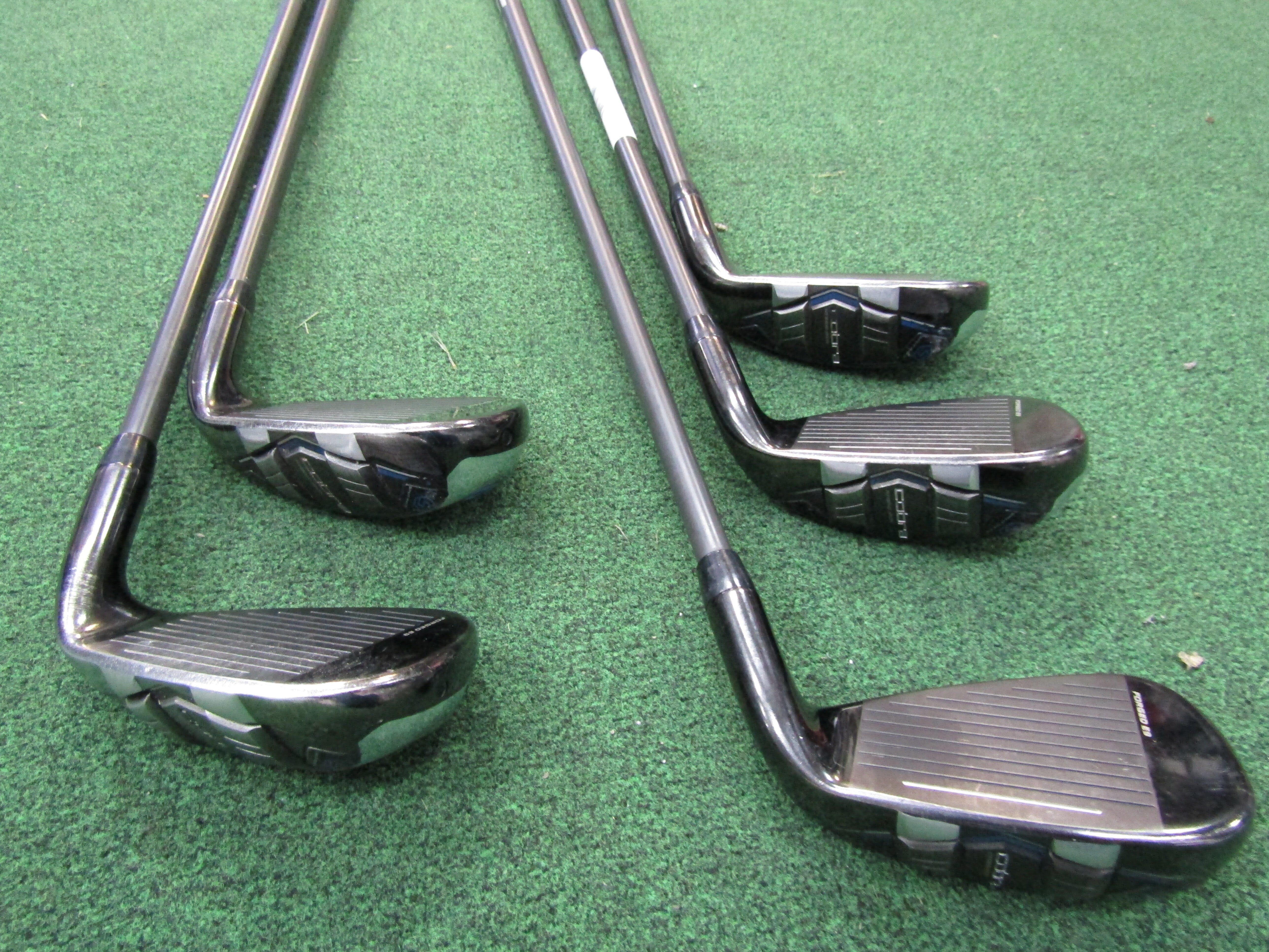 Cobra T-Rail #6 - PW 5 pc. Hybrid-Iron Set Senior Flex Graphite Men's Left Cobra