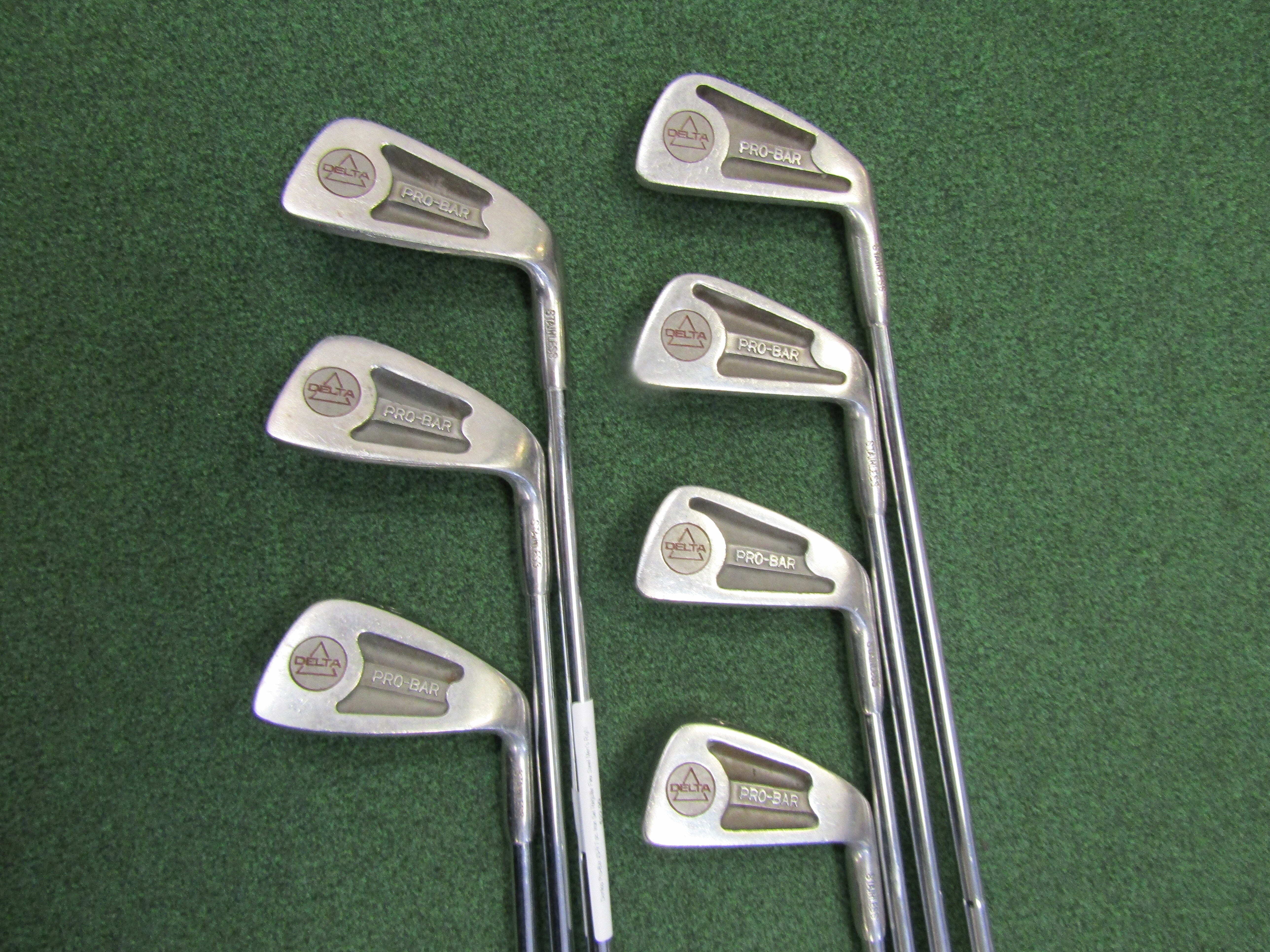 Dunlop Pro-Bar #3-9 7 pc. Iron Set Regular Flex Steel Men's Right Pre-Owned Iron Sets Delta
