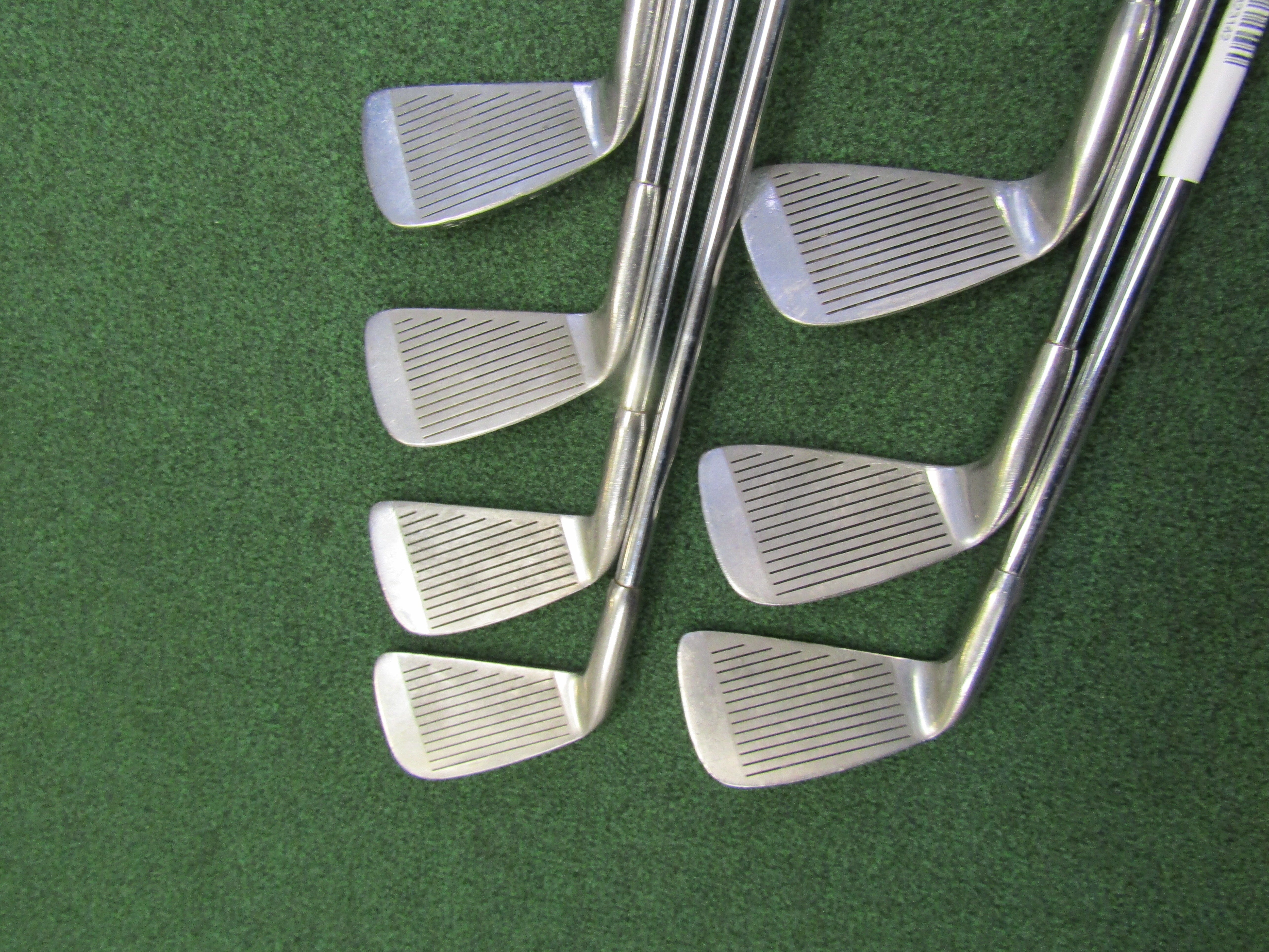 Dunlop Pro-Bar #3-9 7 pc. Iron Set Regular Flex Steel Men's Right Pre-Owned Iron Sets Delta