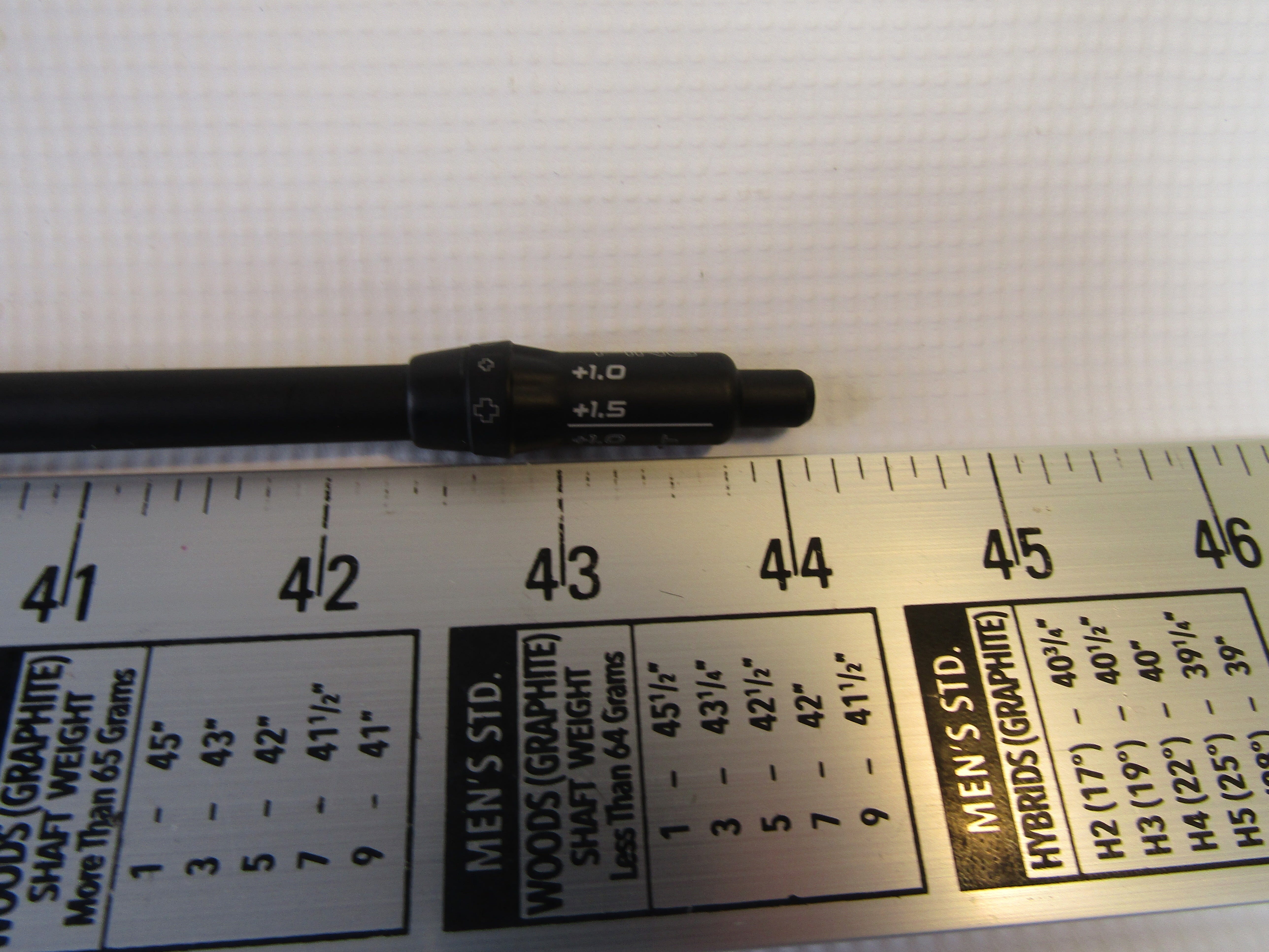 *PRE-OWNED* Aldila Rogue White 130 MSI 70 Reg. Graph. Dr. Shaft w/Ping RH G410/G425/G430 Adapter Pre-Owned Shafts Aldila