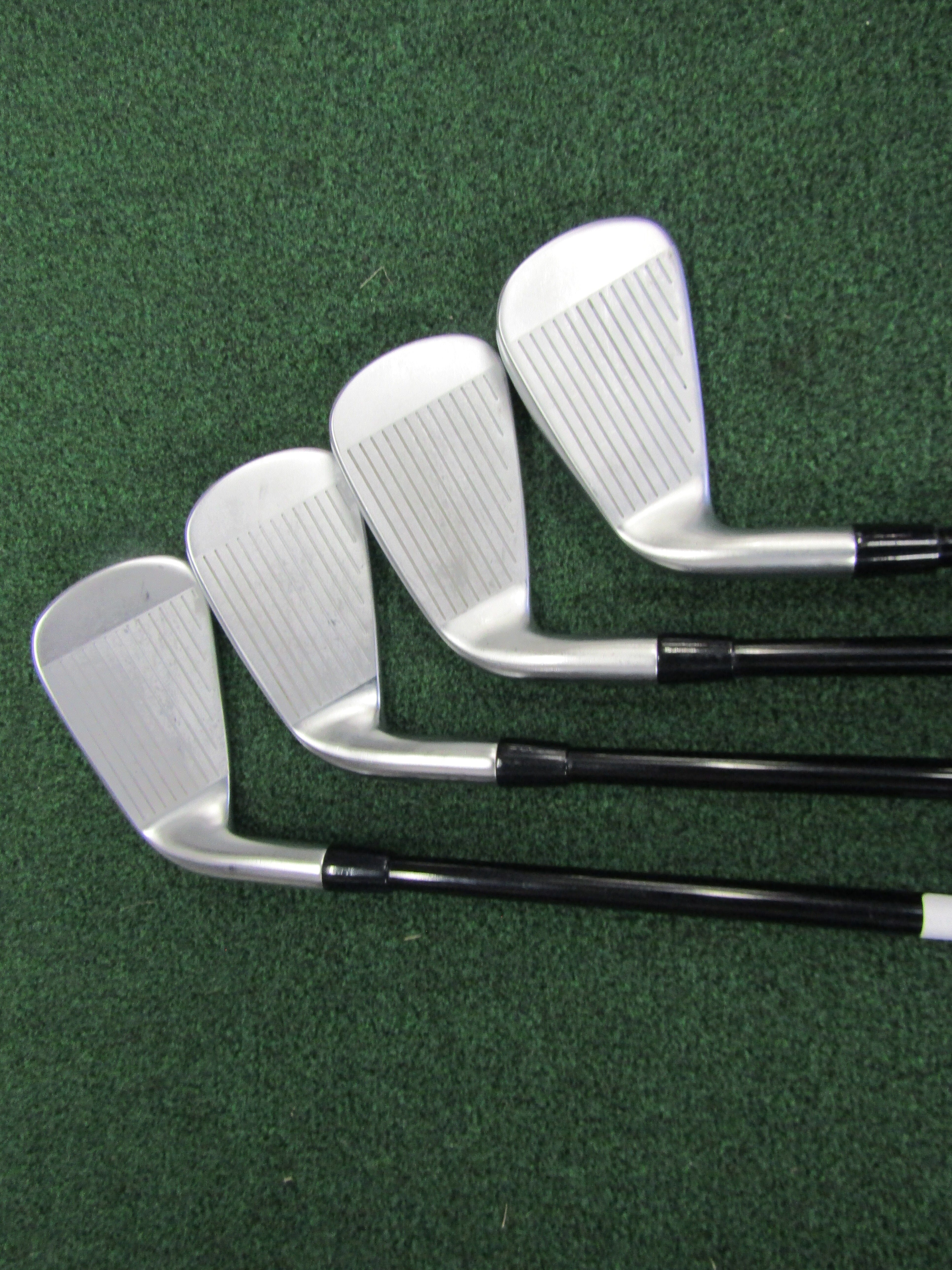 Pre-Owned Callaway Apex '21 Individual Irons Graphite Stiff MRH Golf Clubs Golf Stuff