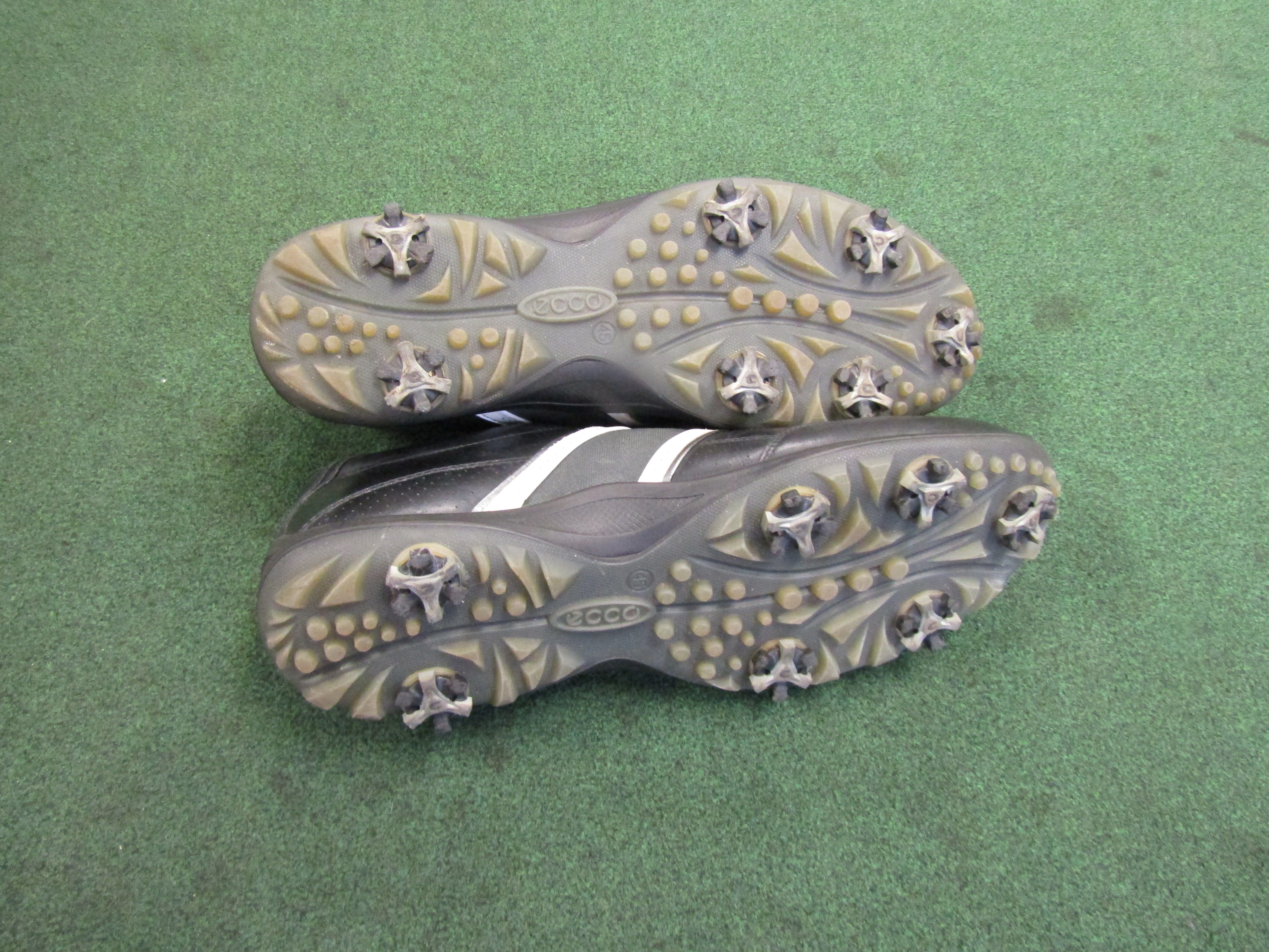 Pre-Owned Ecco Men's Size 12 Black Spiked Golf Shoes Pre-Owned Shoes Ecco