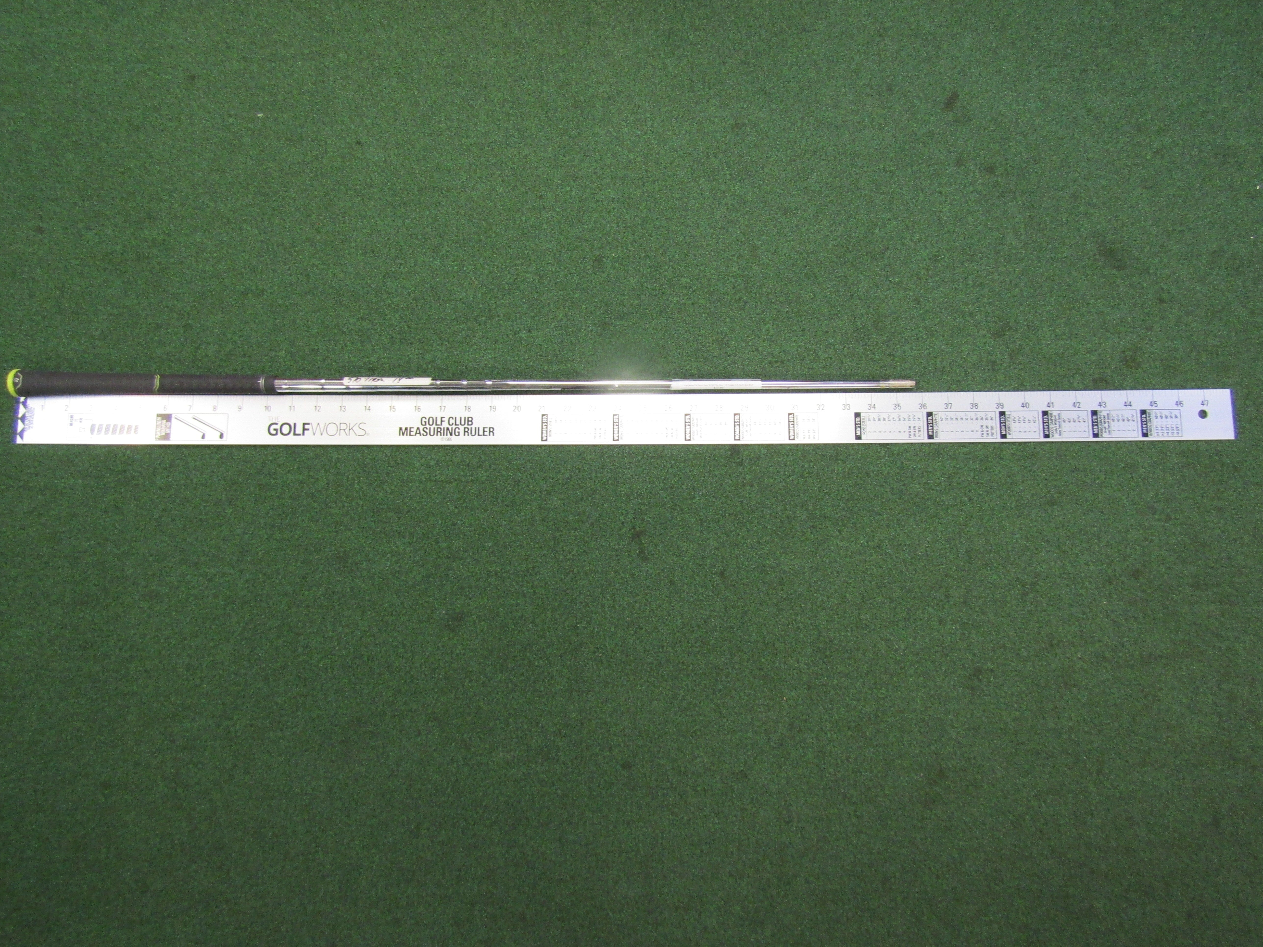 Pre-Owned TM Demo Reax 88 Stiff Flex Steel -1/2 Parallel .370 Tip #7 Iron Shaft Pre-Owned Shafts TaylorMade