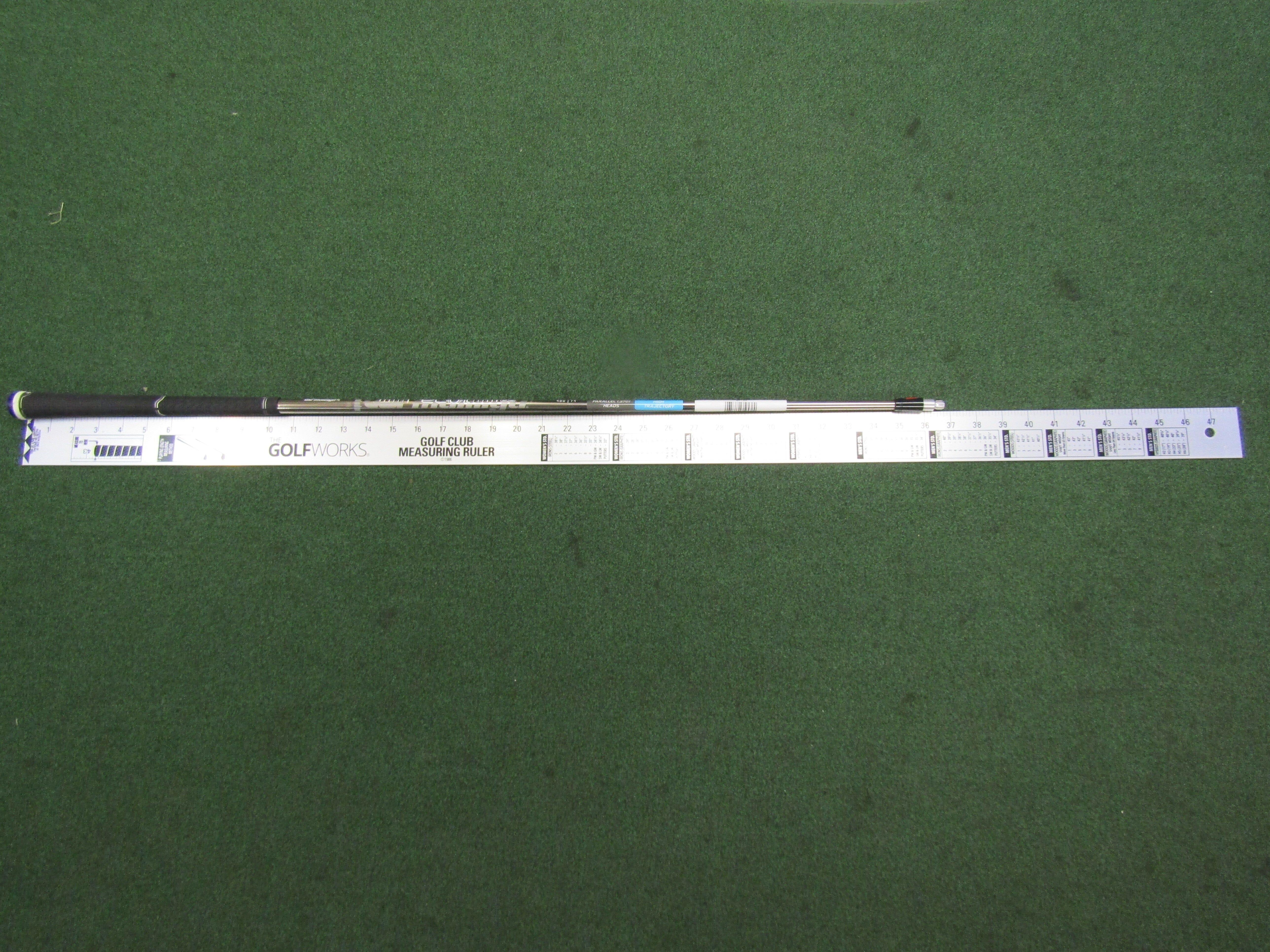 Pre-Owned TM Demo Recoil ES 460 F4 Stiff Flex + 1/2 Parallel .370 Tip #7 Iron Shaft 22 Pre-Owned Shafts UST Mamiya