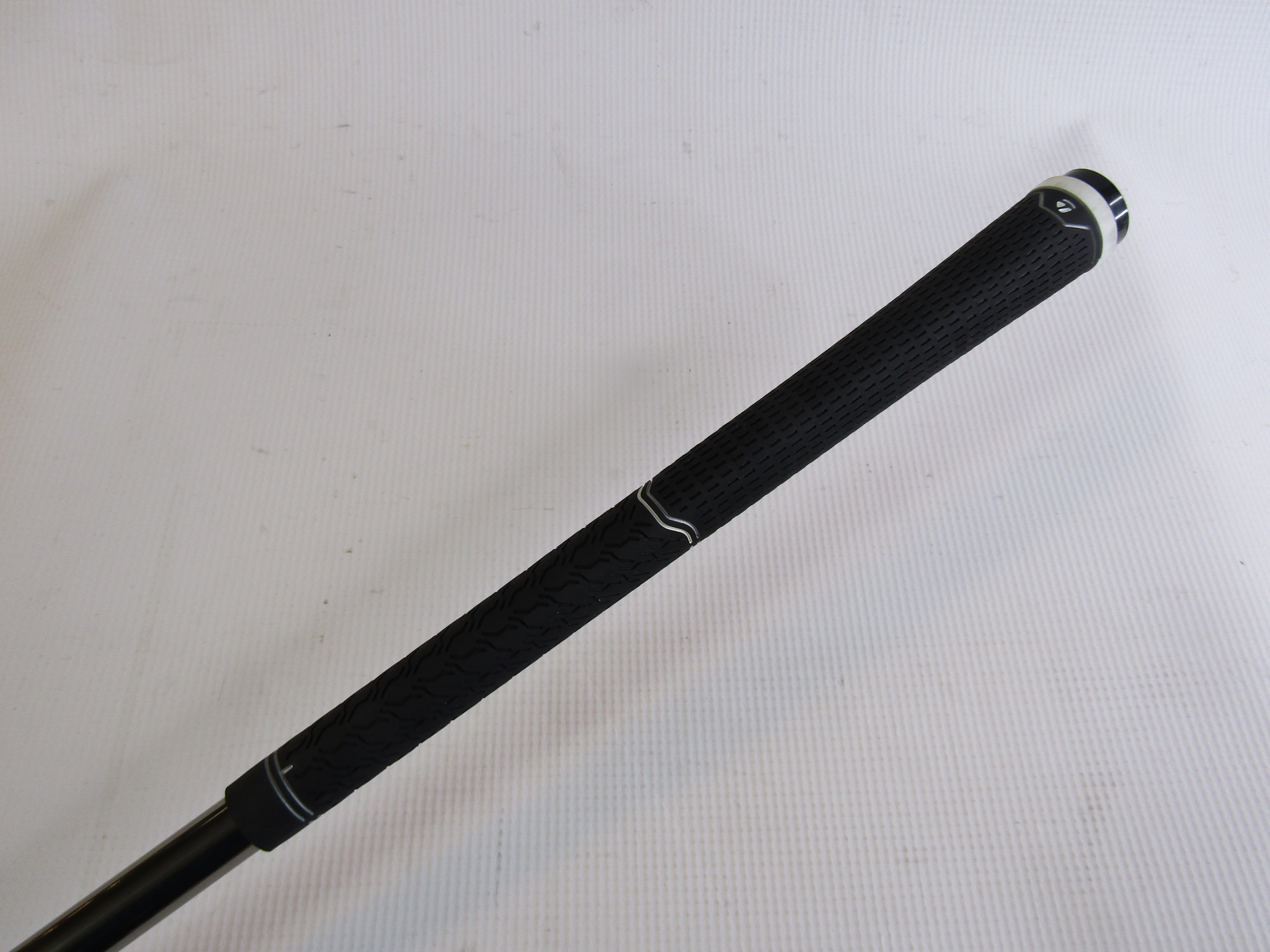 Pre-Owned TM Demo Recoil ES 460 F4 Stiff Flex + 1/2 Parallel .370 Tip #7 Iron Shaft 22 Pre-Owned Shafts UST Mamiya