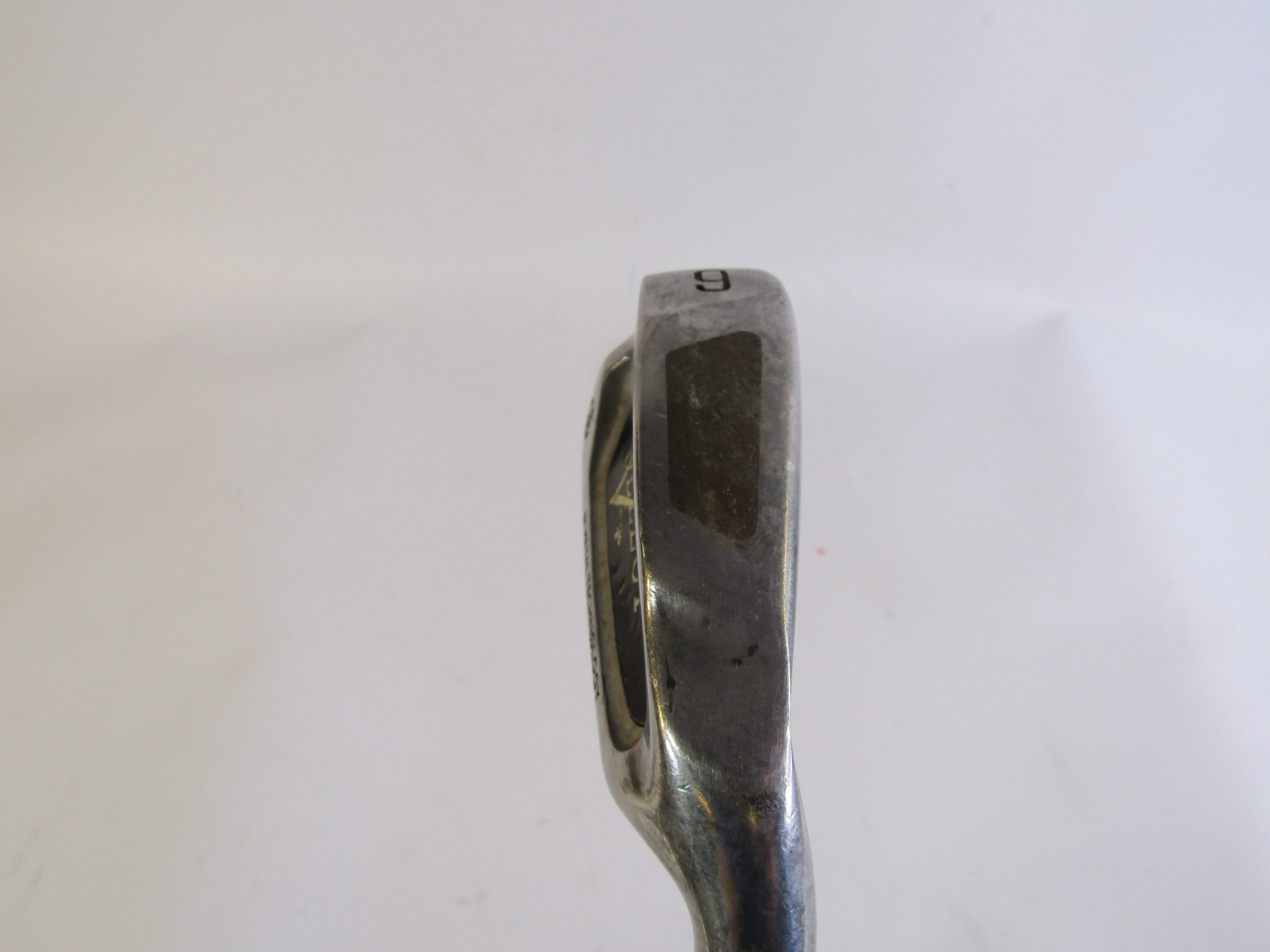 Spalding Select #6 Iron Medium Firm Flex Graphite Shaft Men's Right Pre-Owned Irons Spalding