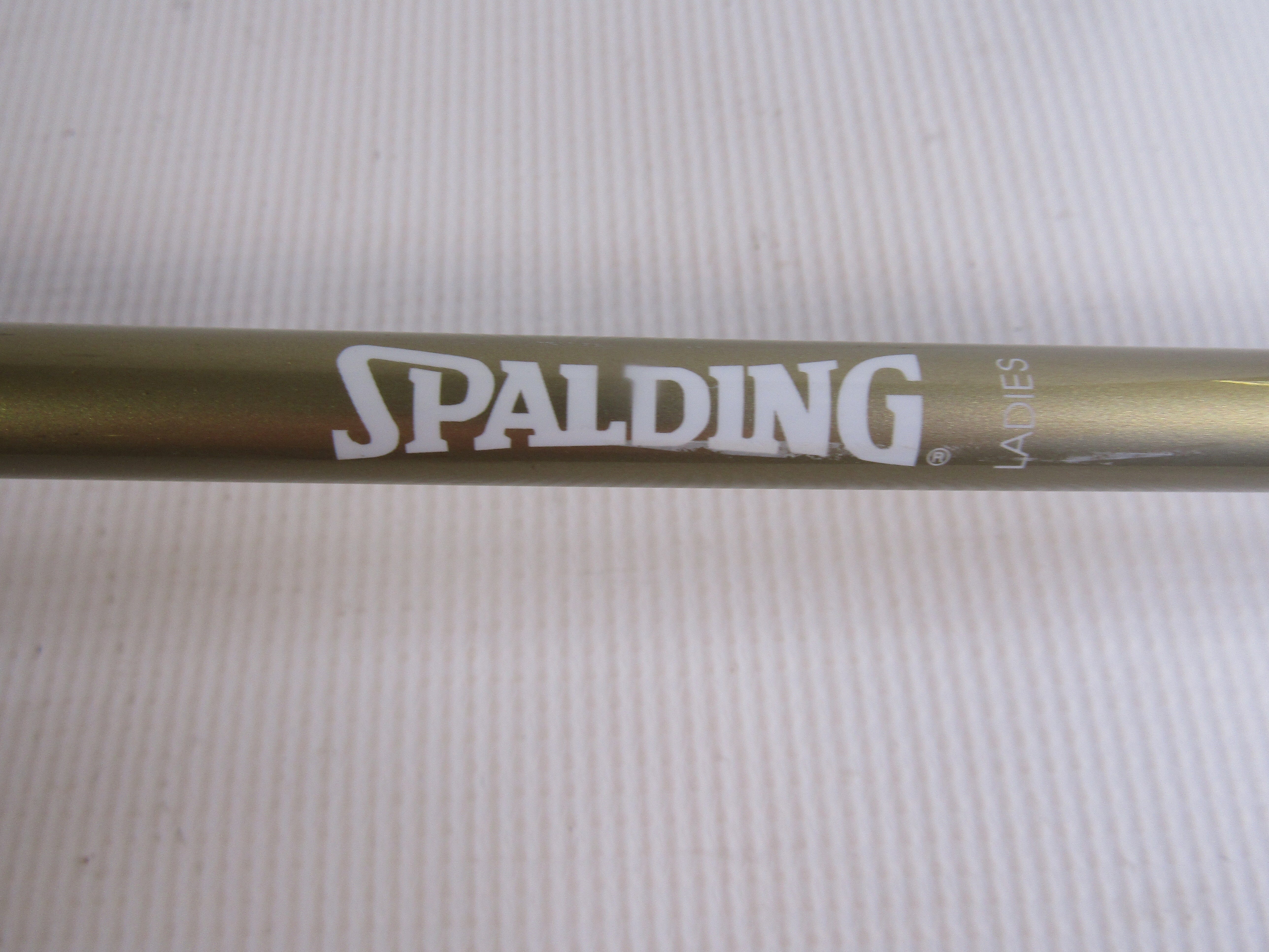 Spalding SF-390 #9 Iron Ladies Flex Graphite Women's Right Pre-Owned Irons Spalding