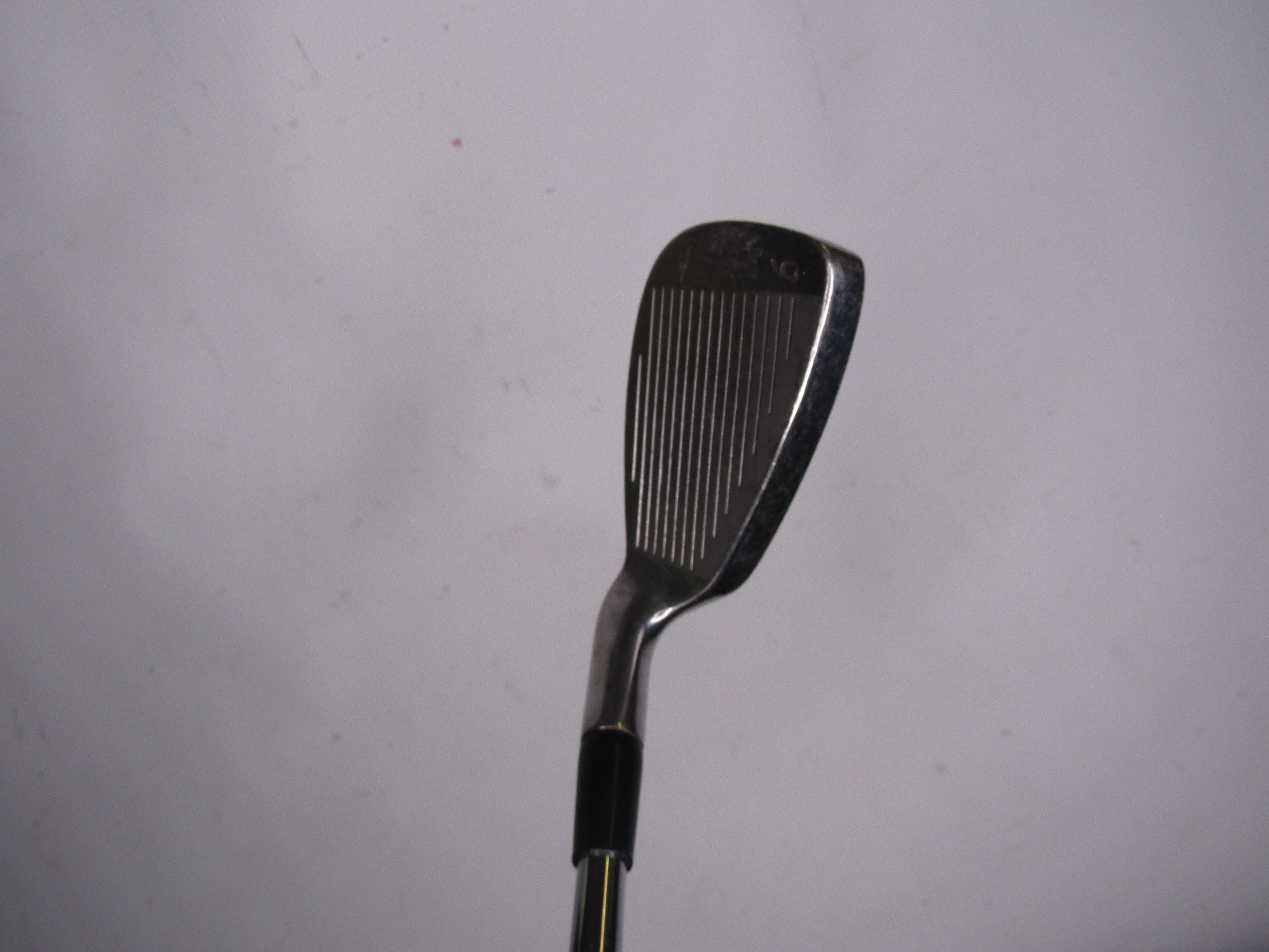 Striker #9 Iron Regular Flex Steel Men's Right Pre-Owned Irons Striker