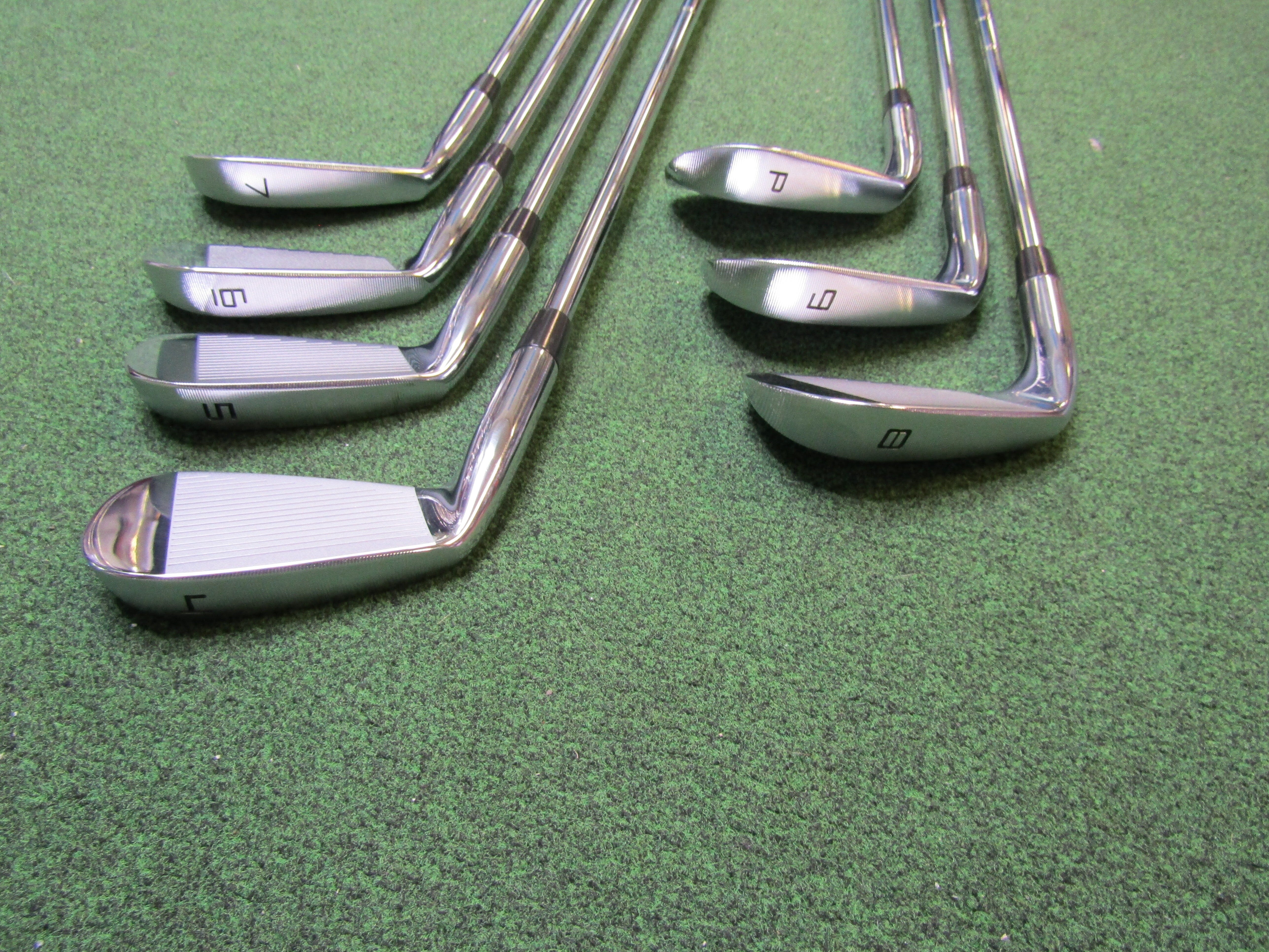 Taylormade P7TW #4-PW Stiff Steel Men's Right HC Pre-Owned Iron Sets TaylorMade