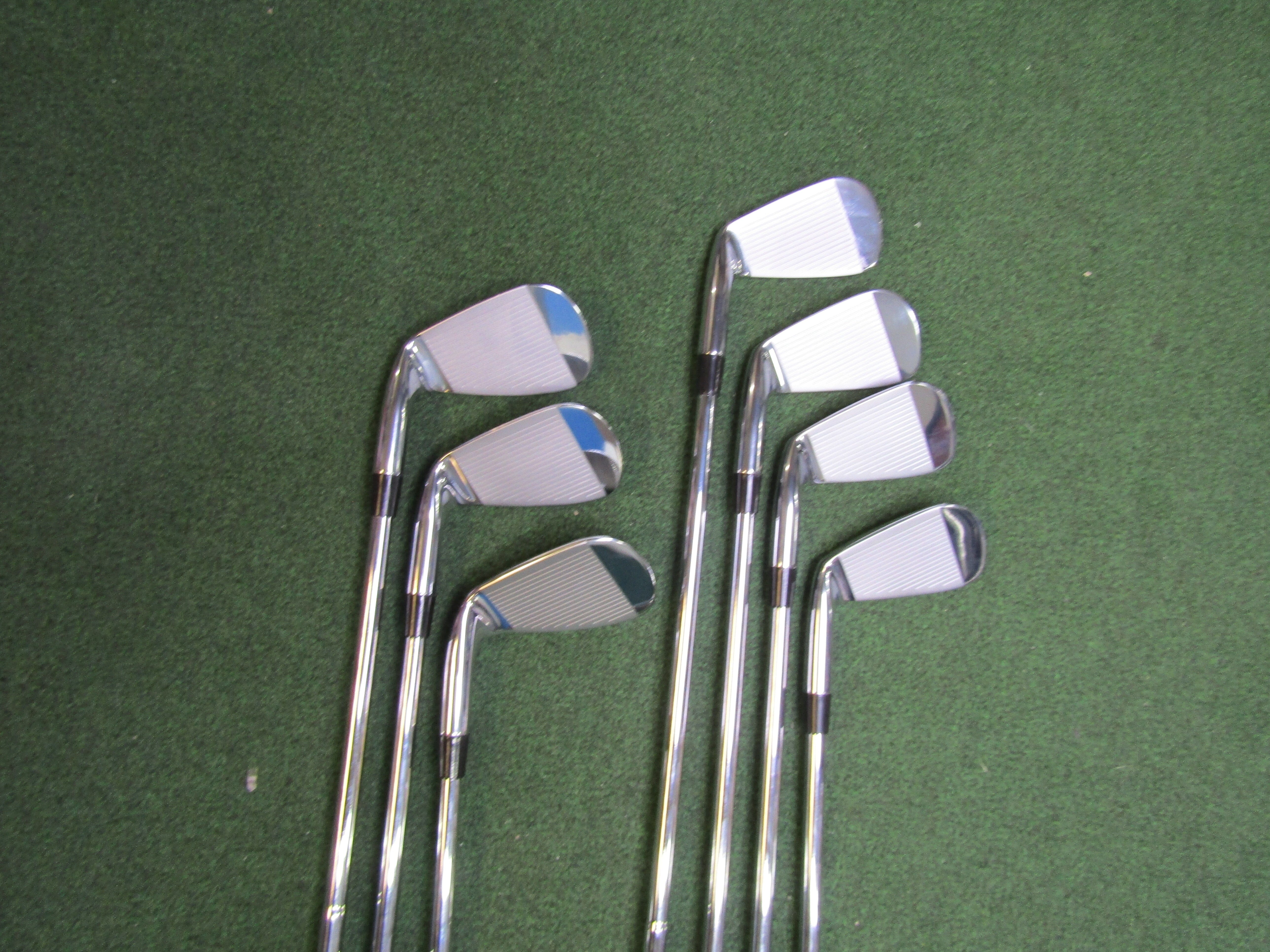 Taylormade P7TW #4-PW Stiff Steel Men's Right HC Pre-Owned Iron Sets TaylorMade