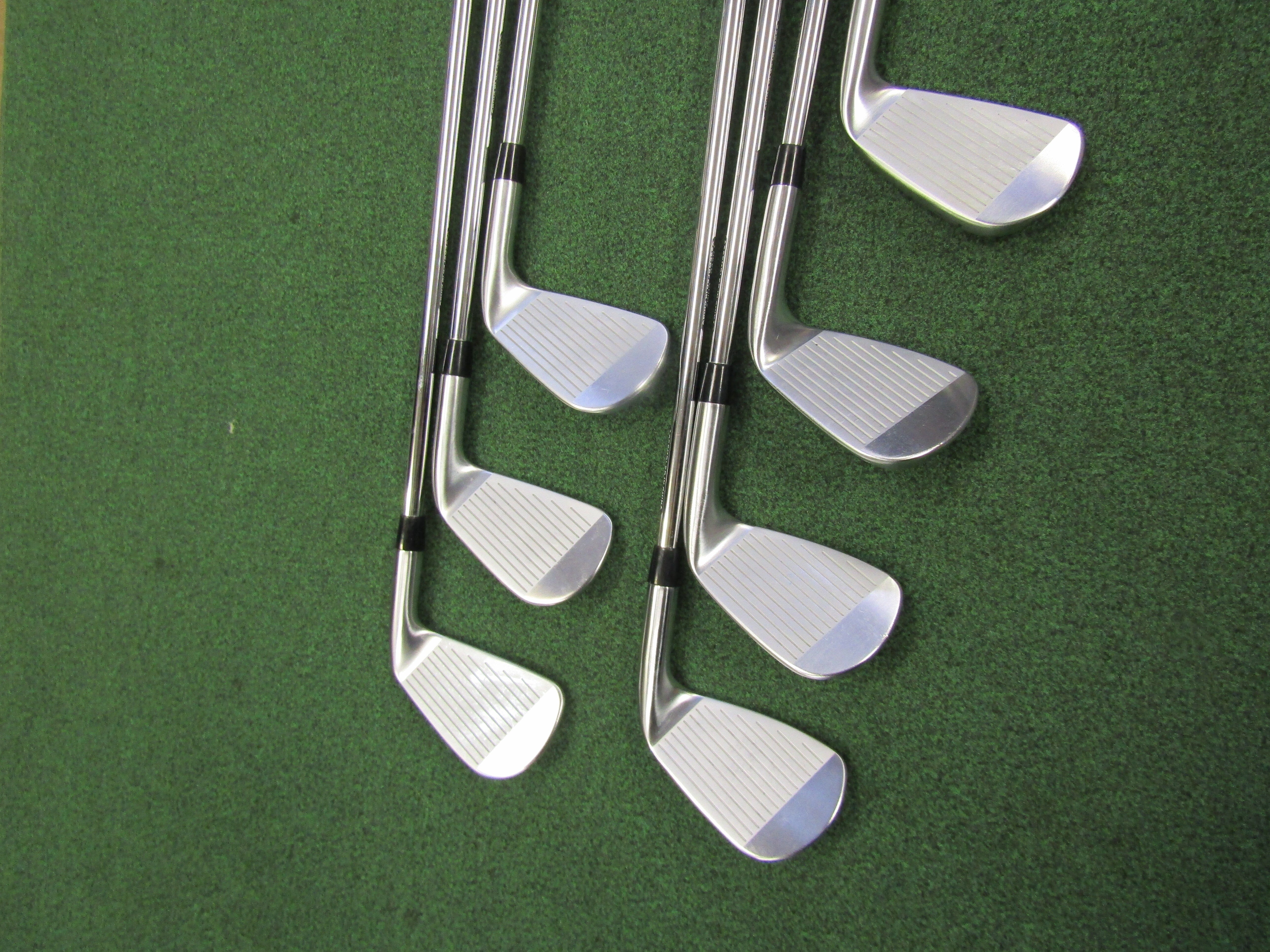 Titleist T100S #4-PW 7pc. Iron Set Stiff Flex Steel Men's Left Pre-Owned Iron Sets Titleist