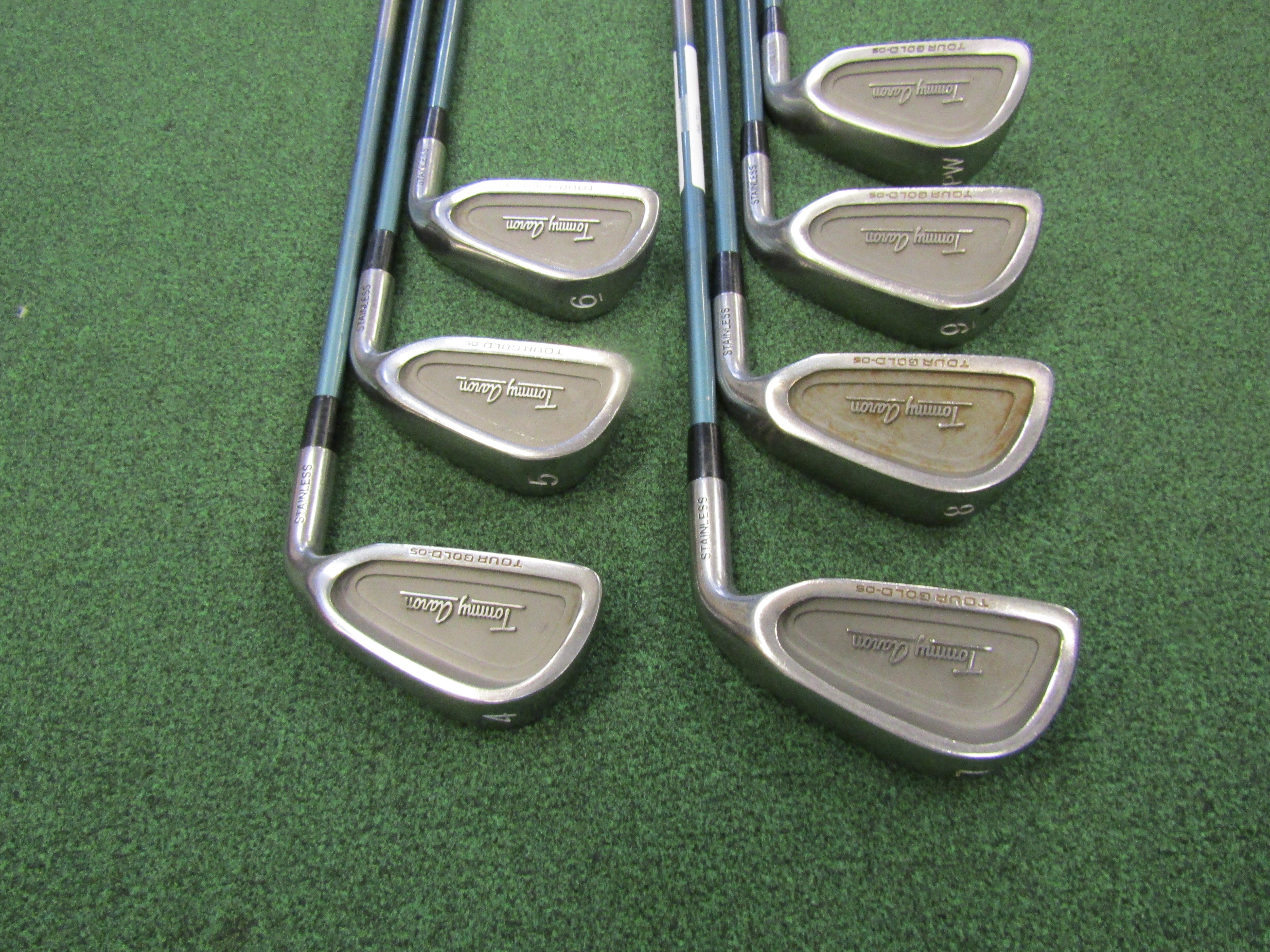 Tommy Aaron Tour Gold OS #4-PW 7pc. Iron Set Regular Graphite Men's Right Pre-Owned Iron Sets Tommy Aaron