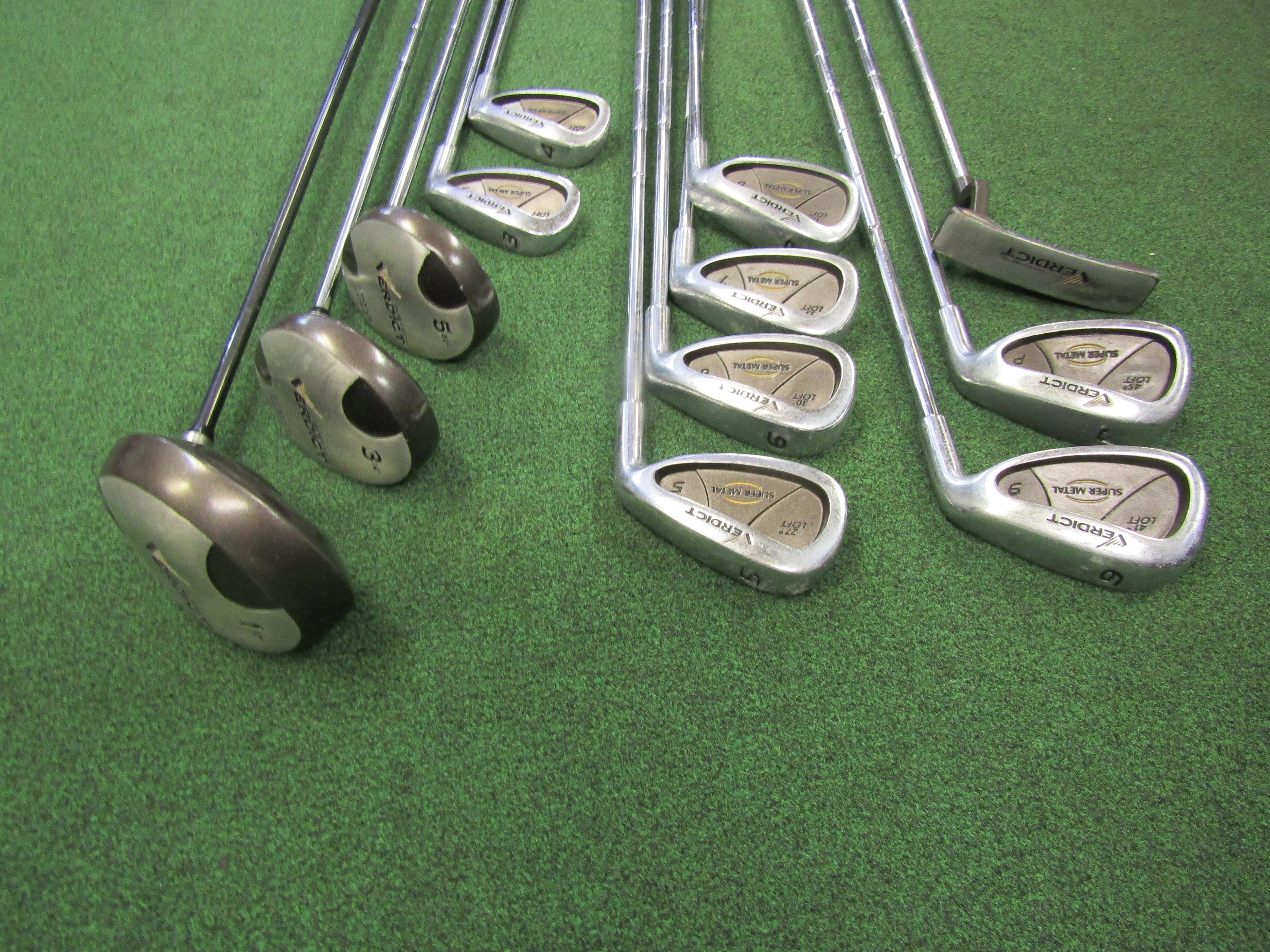 Verdict 12 pc. Complete Golf Set Regular Flex Men's Right Pre-Owned Golf Sets Intech