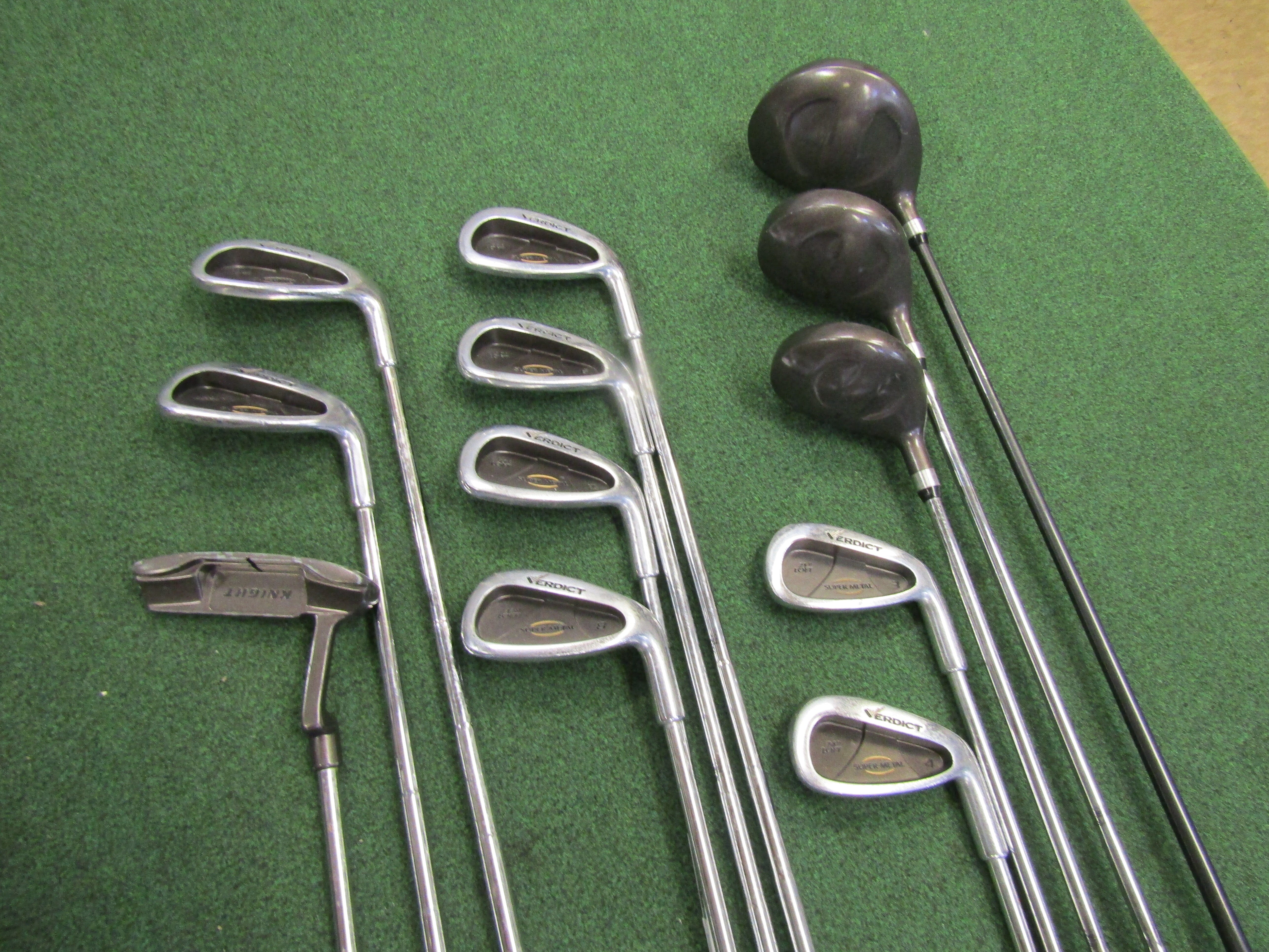 Verdict 12 pc. Complete Golf Set Regular Flex Men's Right Pre-Owned Golf Sets Intech
