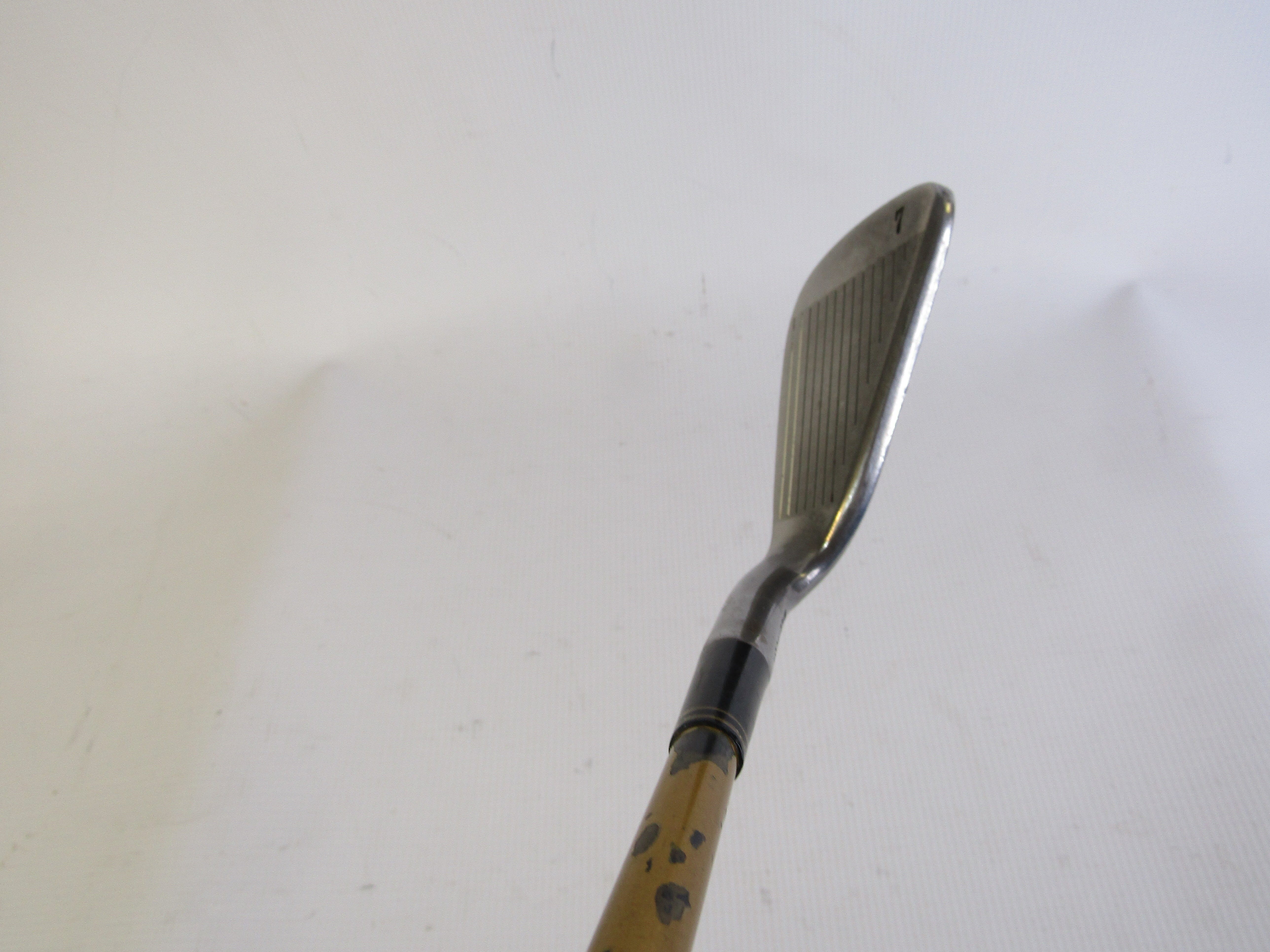 Wilson Ultra System 45 #7 Iron Regular Flex Graphite Men's Right Pre-Owned Irons Wilson