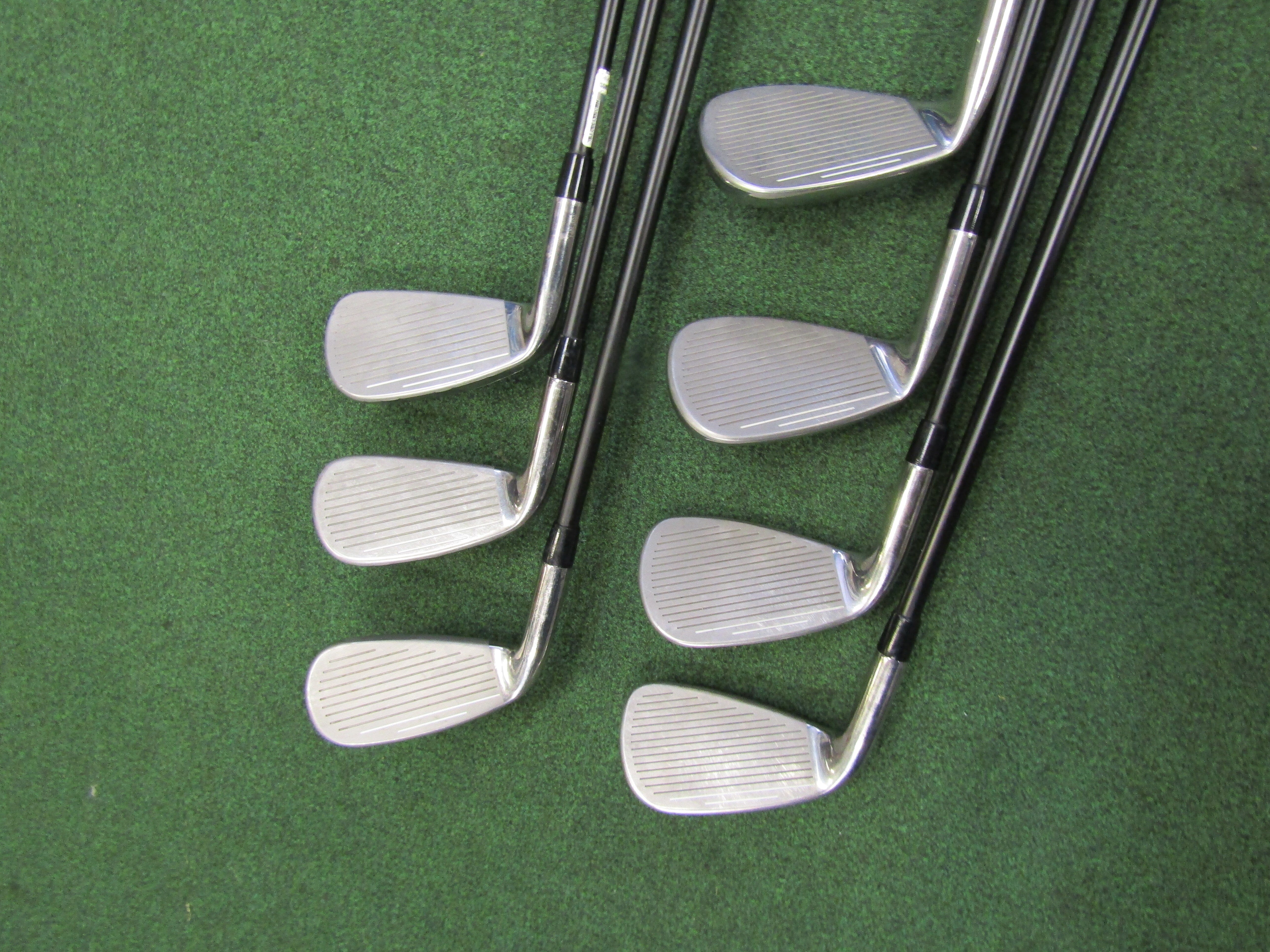 Cleveland Halo XL Full-Face #5-PW, GW 7pc. Iron Set Regular Graphite MRH Pre-Owned Iron Sets Cleveland 