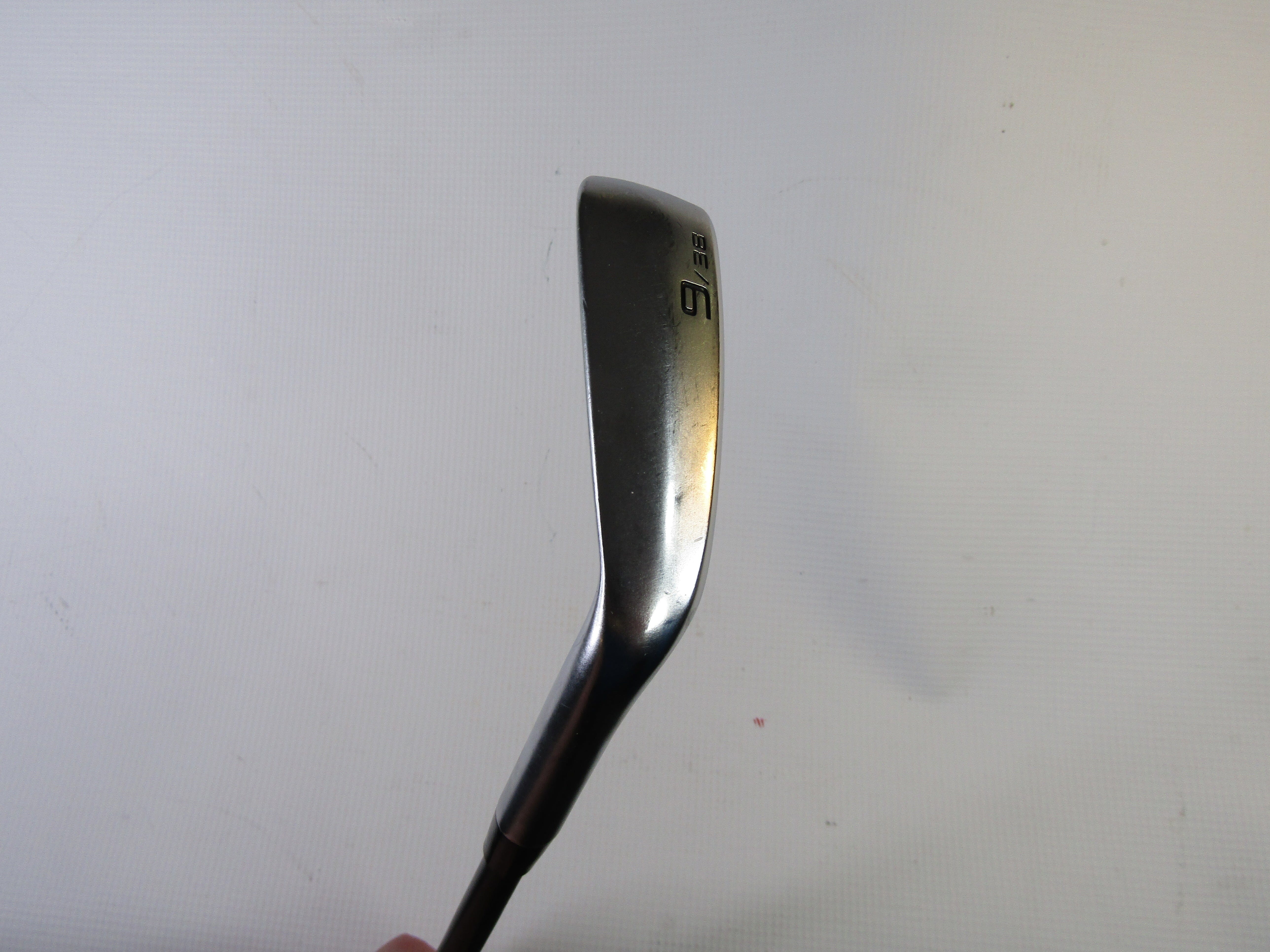Cleveland Launcher XL 38° #9 Iron Regular + Flex Graphite Men's Left Pre-Owned Irons Cleveland Golf 
