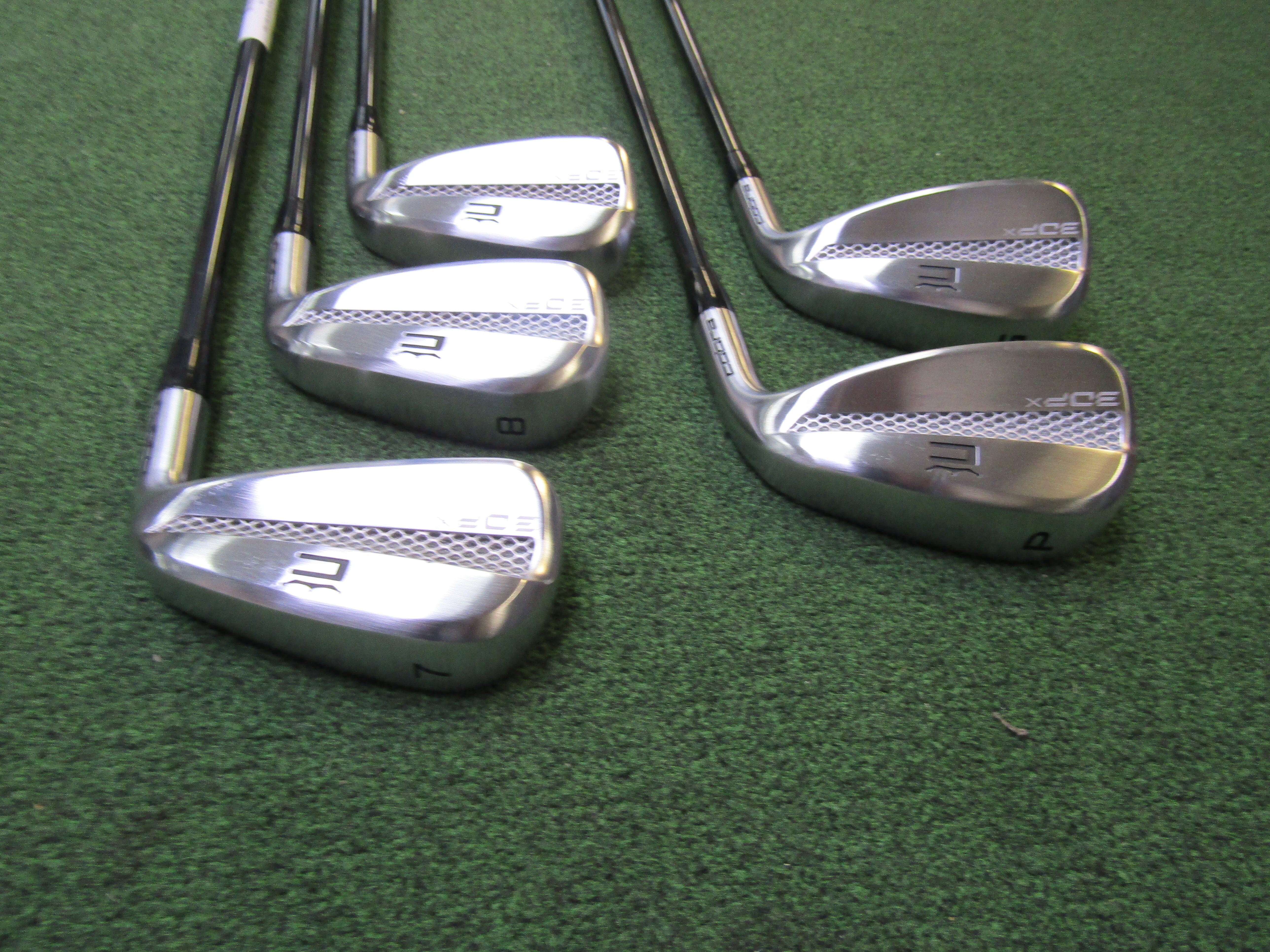 Cobra 3DPX #7-PW/GW Regular Graphite Men's Right Pre-Owned Iron Sets Cobra 