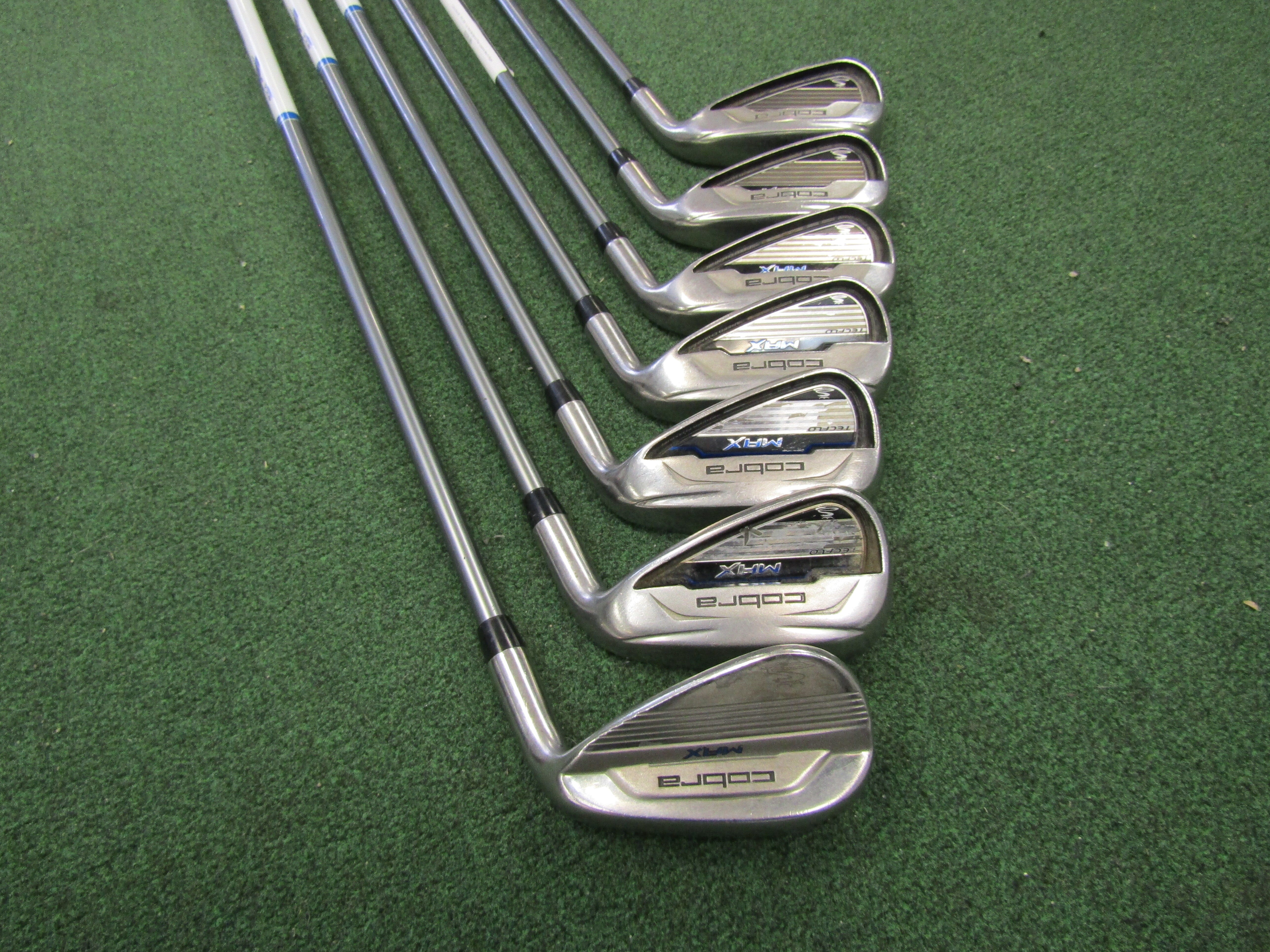 Cobra Max #5 - PW, SW 7 pc. Iron Set Senior Flex Graphite Men's Right Pre-Owned Iron Sets Cobra 