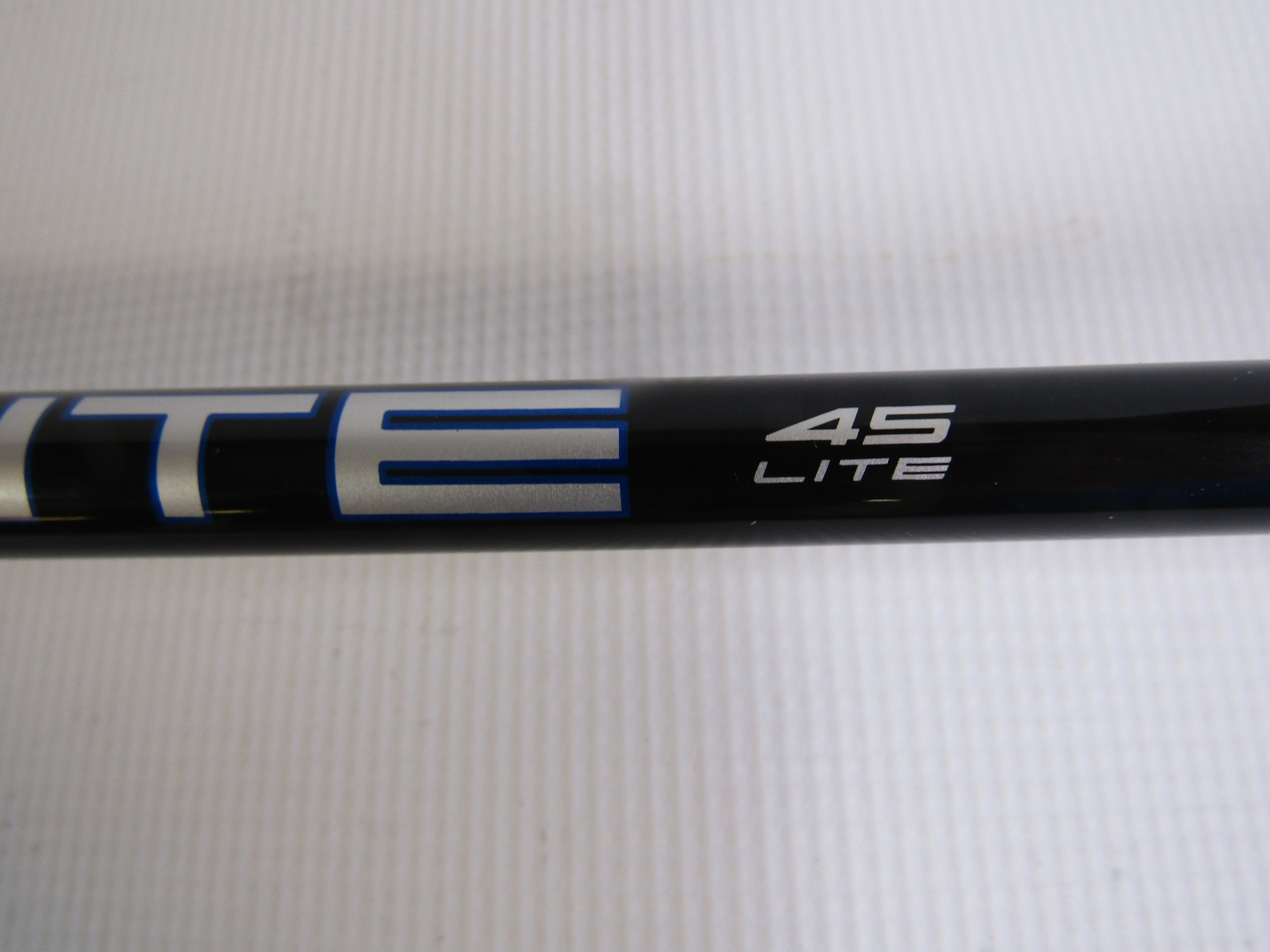 Cobra T-Rail #4 Hybrid Senior Flex Ultralite 45 Graphite Men's Left Hc Pre-Owned Hybrids Cobra 