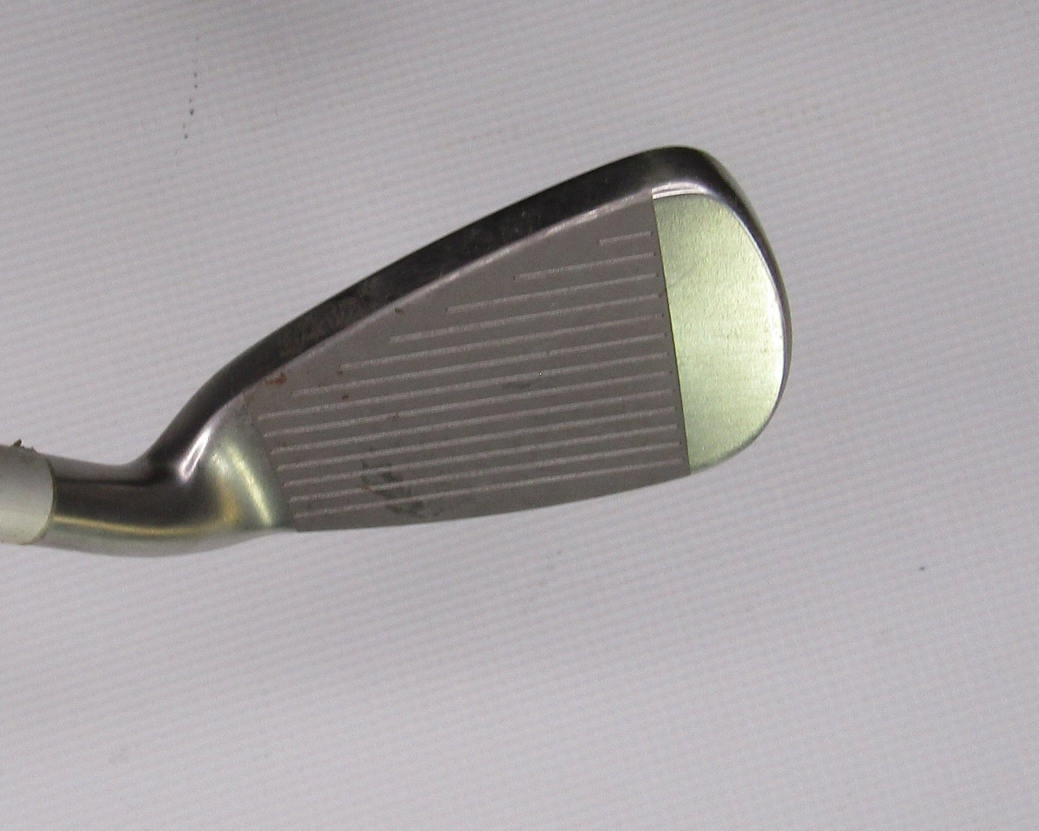 DEMO Wilson Staff Di5 #6 Iron Regular Flex Graphite Men's Left Pre-Owned Irons Wilson 