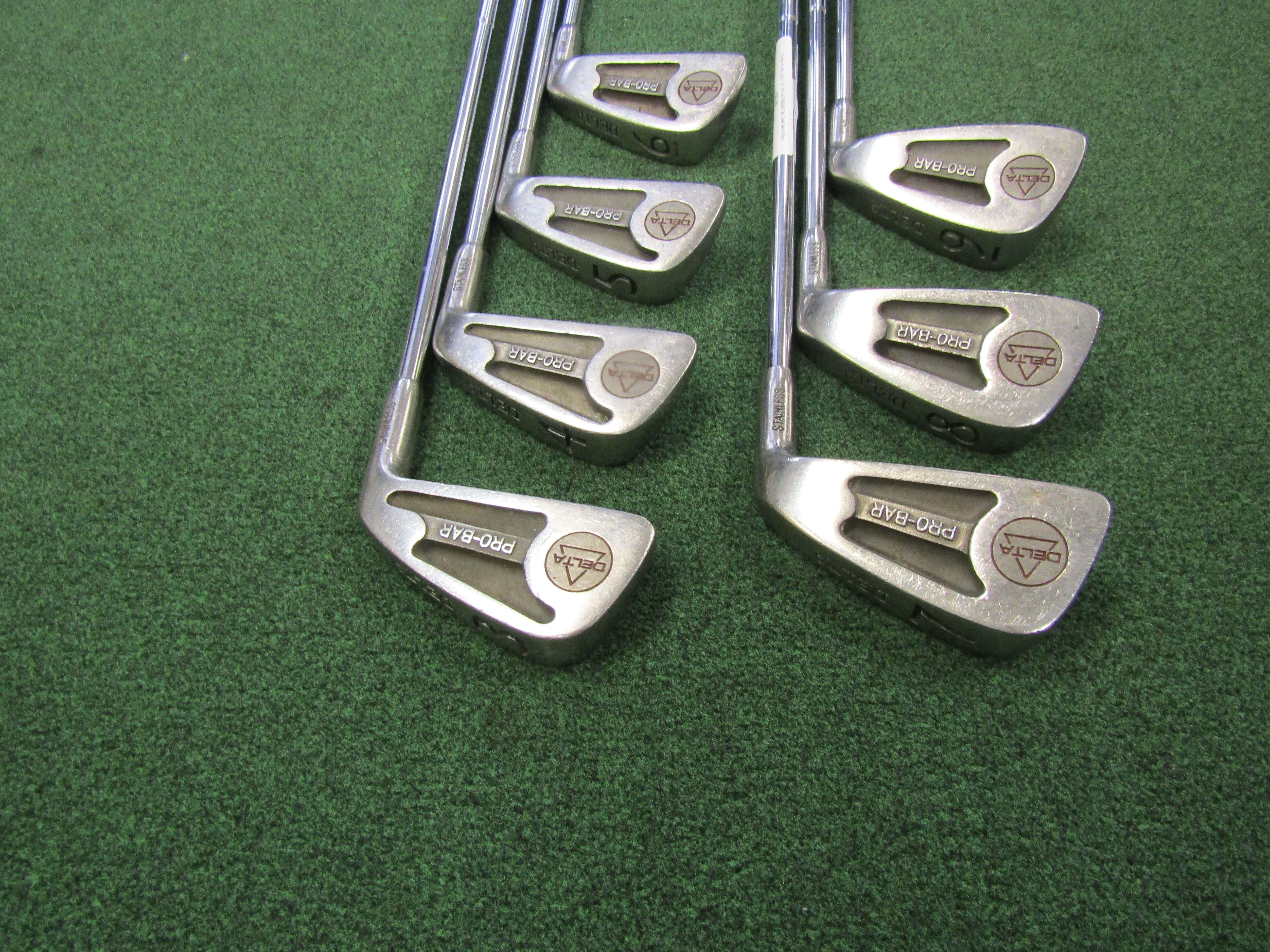 Dunlop Pro-Bar #3-9 7 pc. Iron Set Regular Flex Steel Men's Right Pre-Owned Iron Sets Delta 