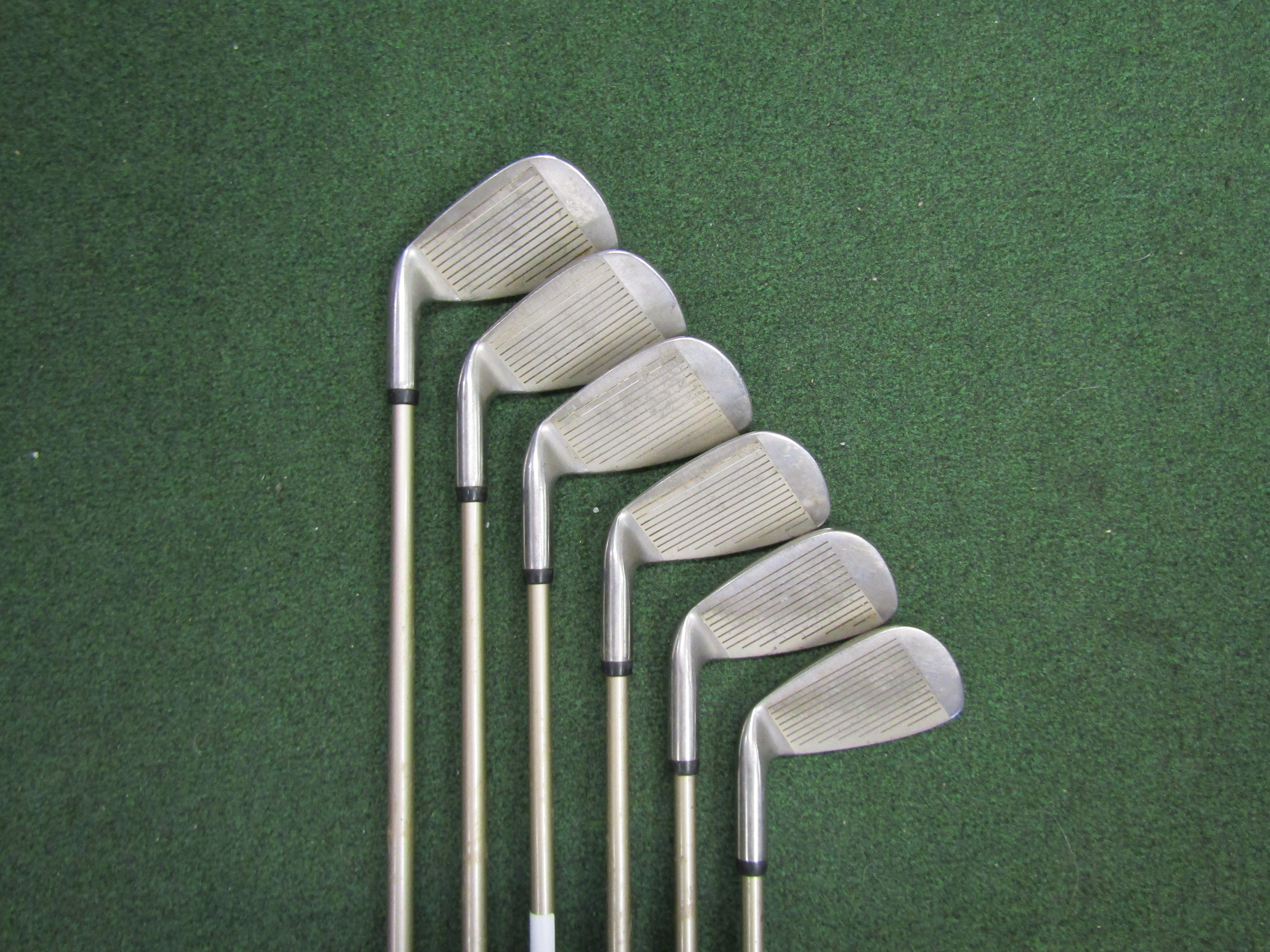Excalibur Prelude Series #4-9 6 pc. Iron Set Women's Flex Graphite Ladies Right Women's Pre-Owned Iron Sets Golf Stuff 