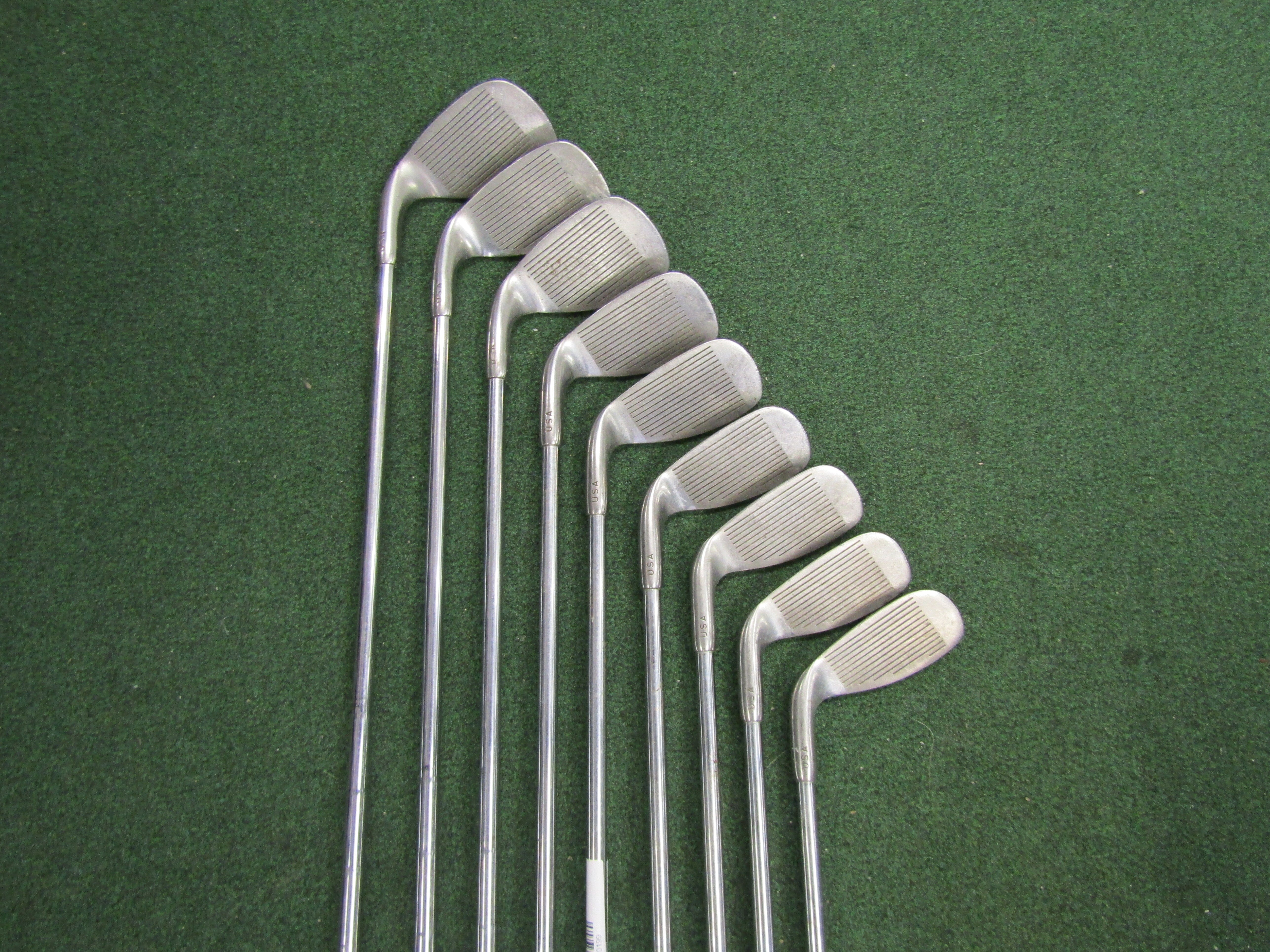 Lynx Predator Plus #3 - PW, SW 9 pc. Iron Set Regular Flex Steel Men's Right Pre-Owned Iron Sets Golf Stuff 
