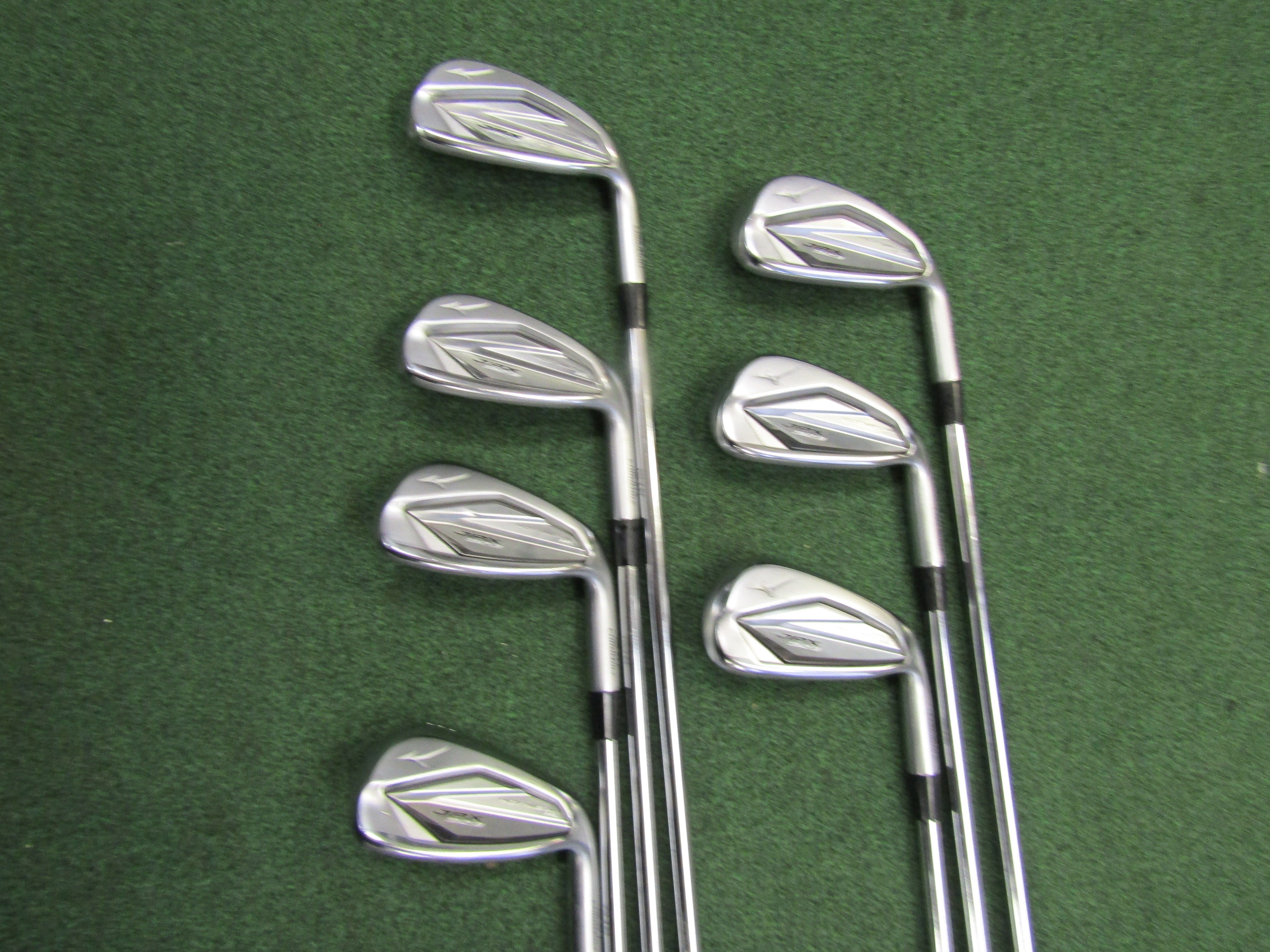 Mizuno JPX 923 Hot Metal HL #5-PW, GW 7 pc. Iron Set Regular Steel MRH Pre-Owned Iron Sets Mizuno 