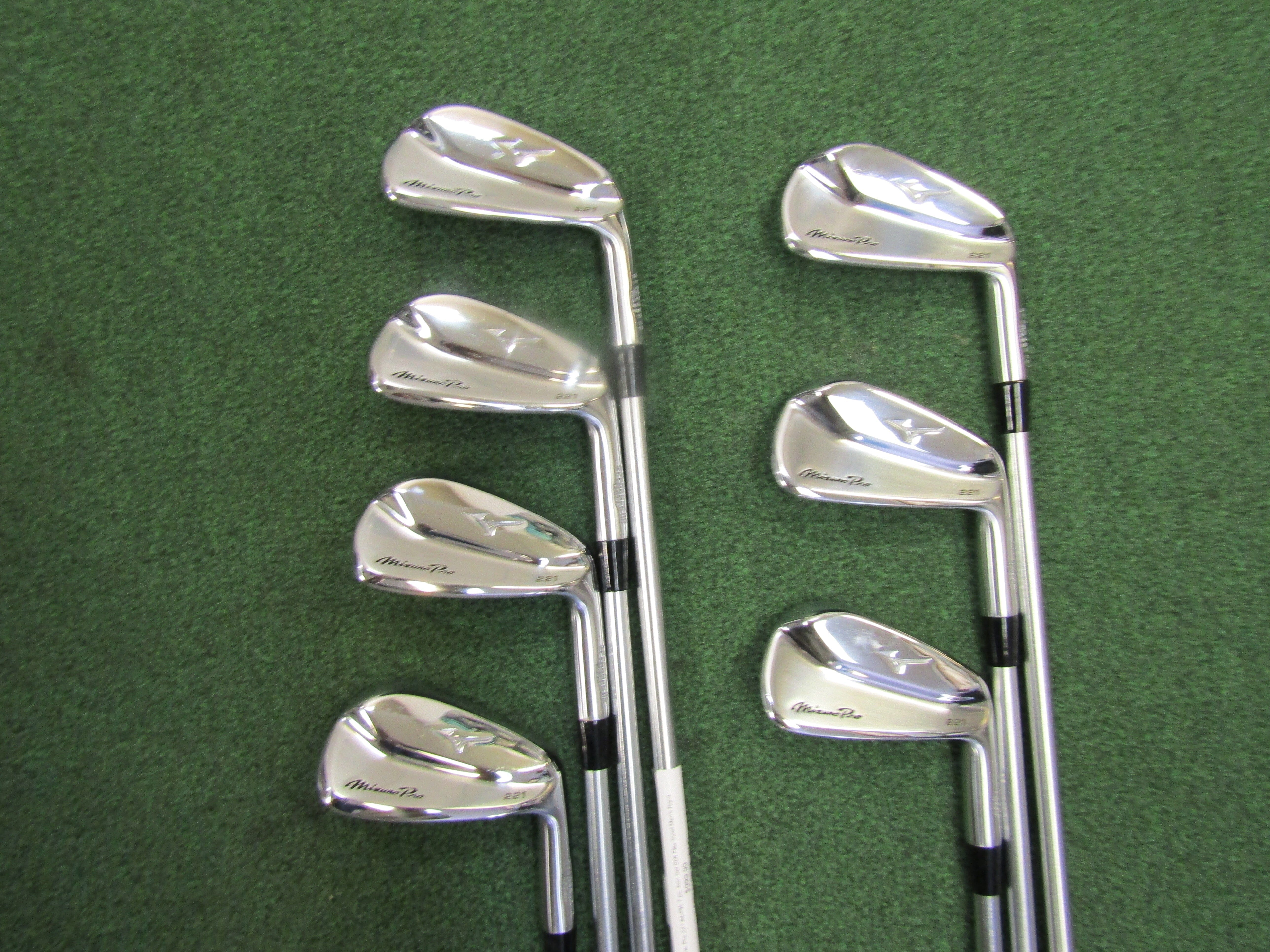 Mizuno Pro 221 #4-PW 7 pc. Iron Set Stiff Flex Steel Men's Right Pre-Owned Iron Sets mizuno 