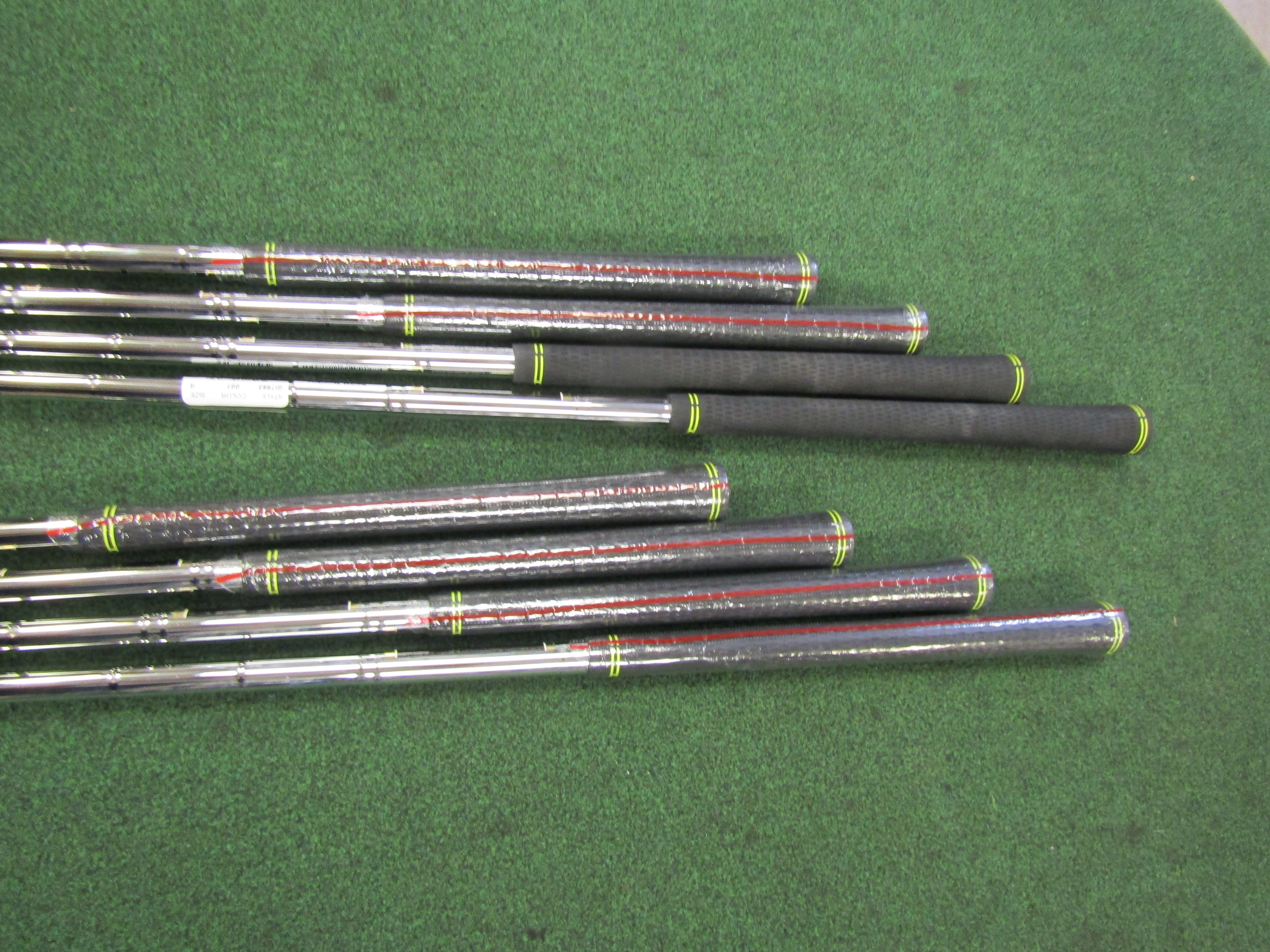 Nike Vapor Pro #4-PW, AW 8pc. Iron Set Regular Flex Steel Men's Left Pre-Owned Iron Sets Nike 