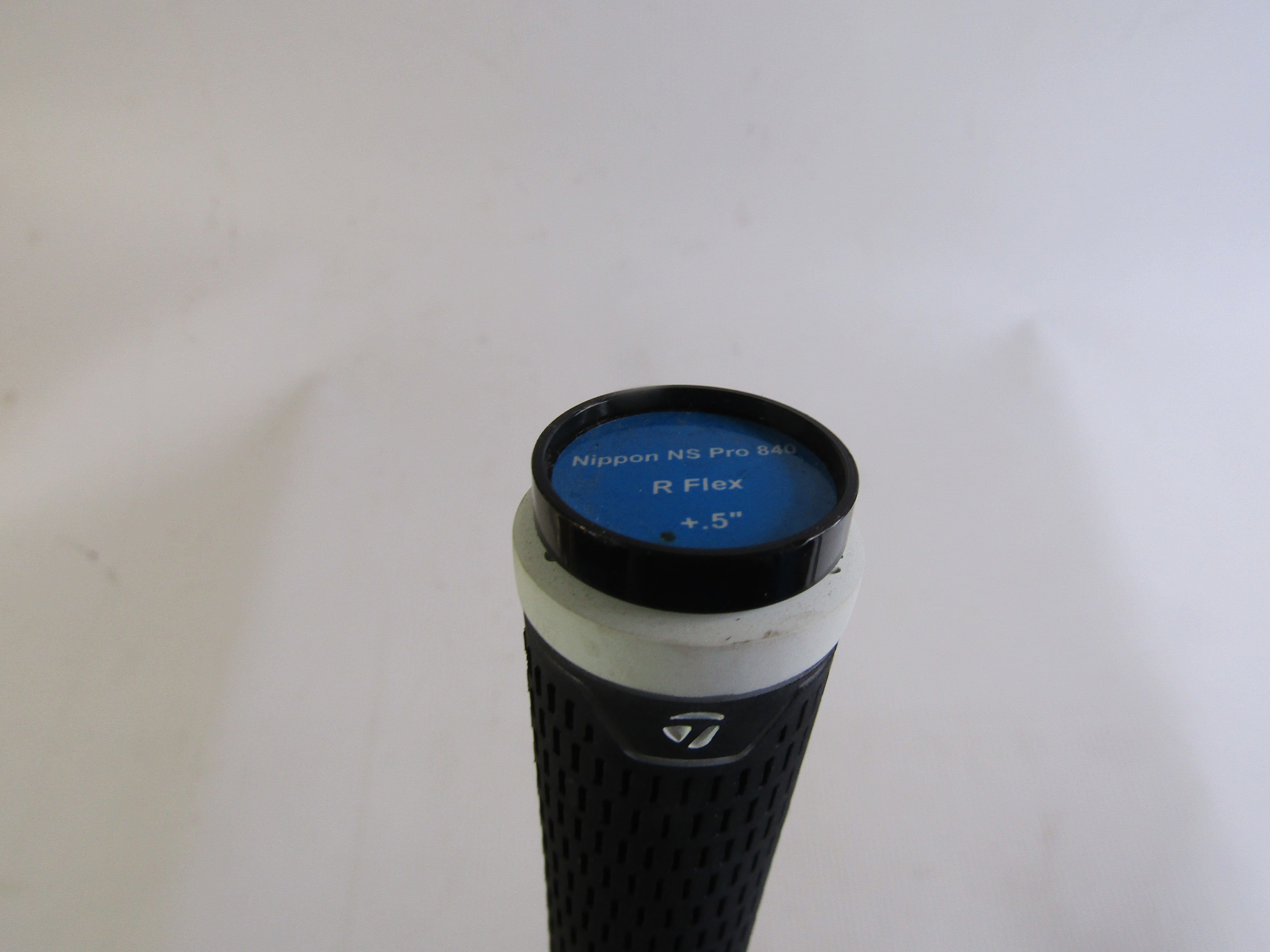 Pre-Owned TM Demo Nippon NS Pro 840 Regular Flex+ 1/2 Parallel Tip .370 #7 Iron Shaft Pre-Owned Shafts Nippon 