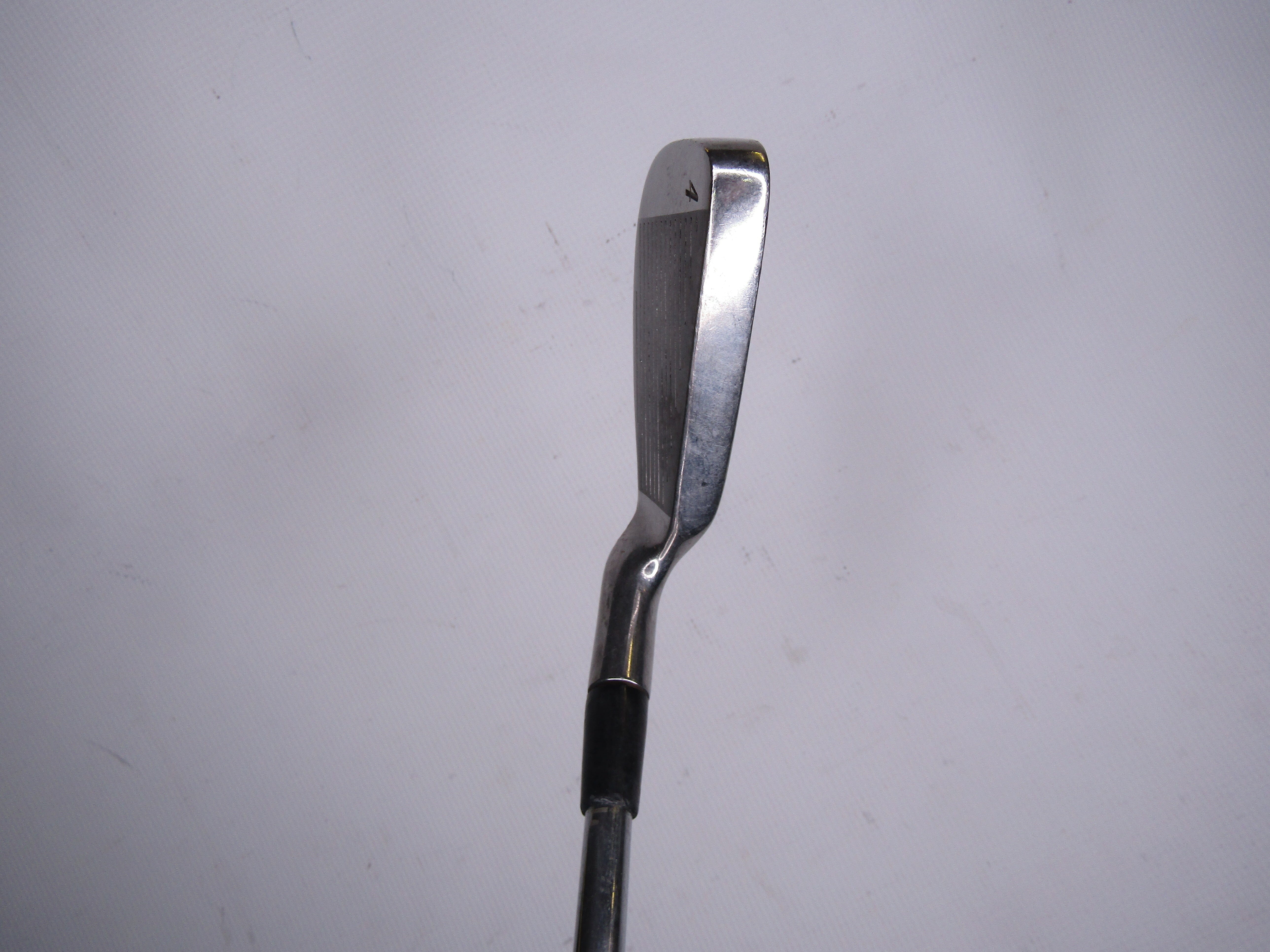 Striker #4 Iron Regular Flex Steel Men's Right Pre-Owned Irons Striker 