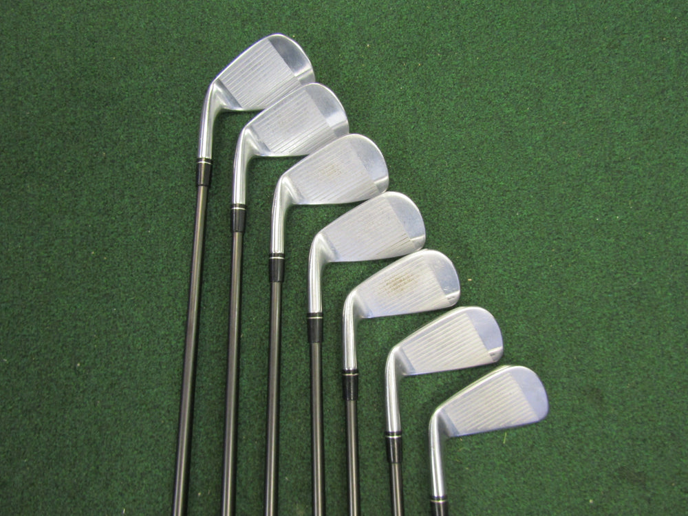 TaylorMade P790 #5-PW, AW 7 pc. Iron Set Regular Flex Graphite Men's Right Golf Stuff 