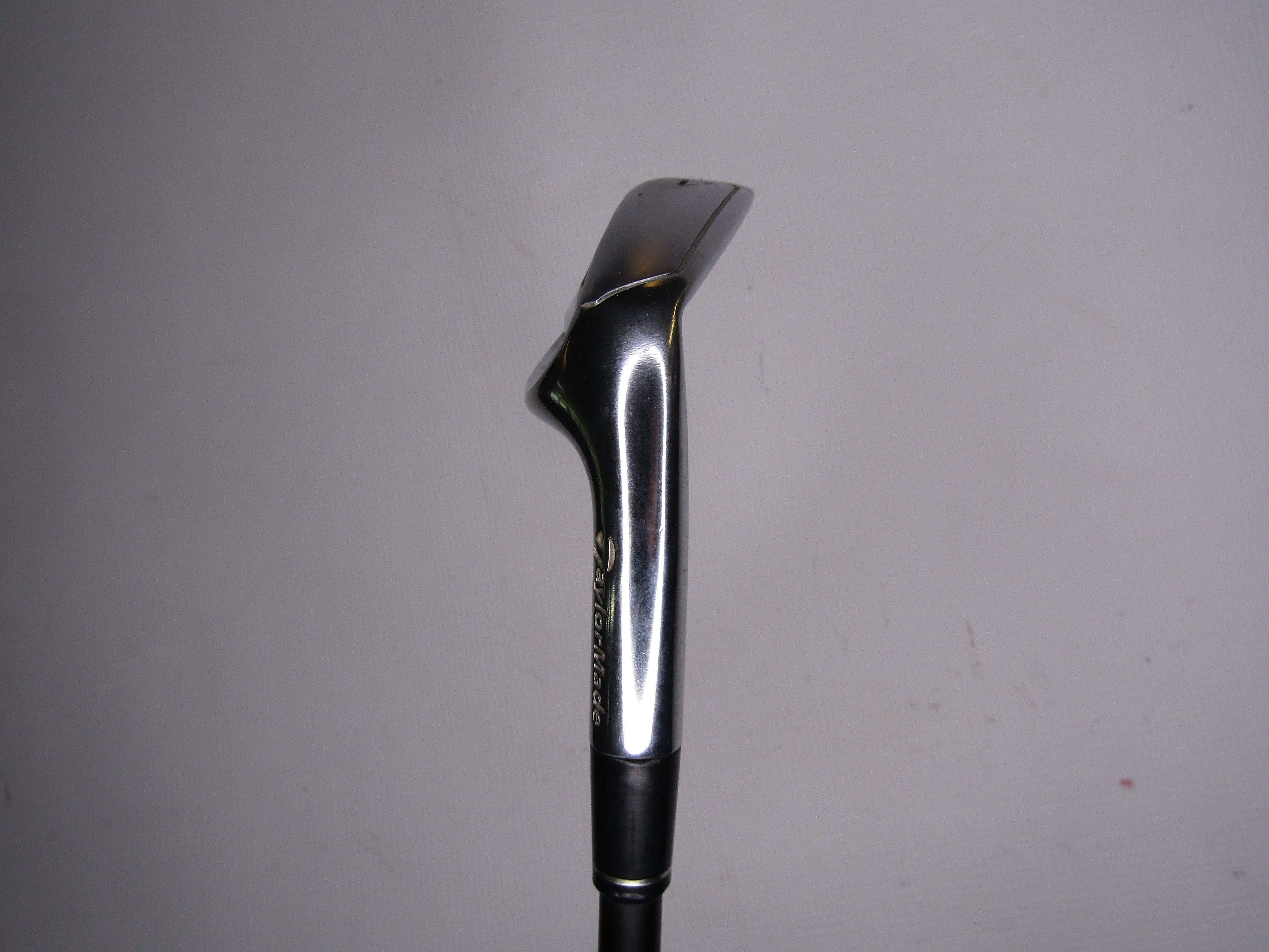 TaylorMade R11 AW Regular Flex Graphite Men's Right Pre-Owned Wedges TaylorMade 