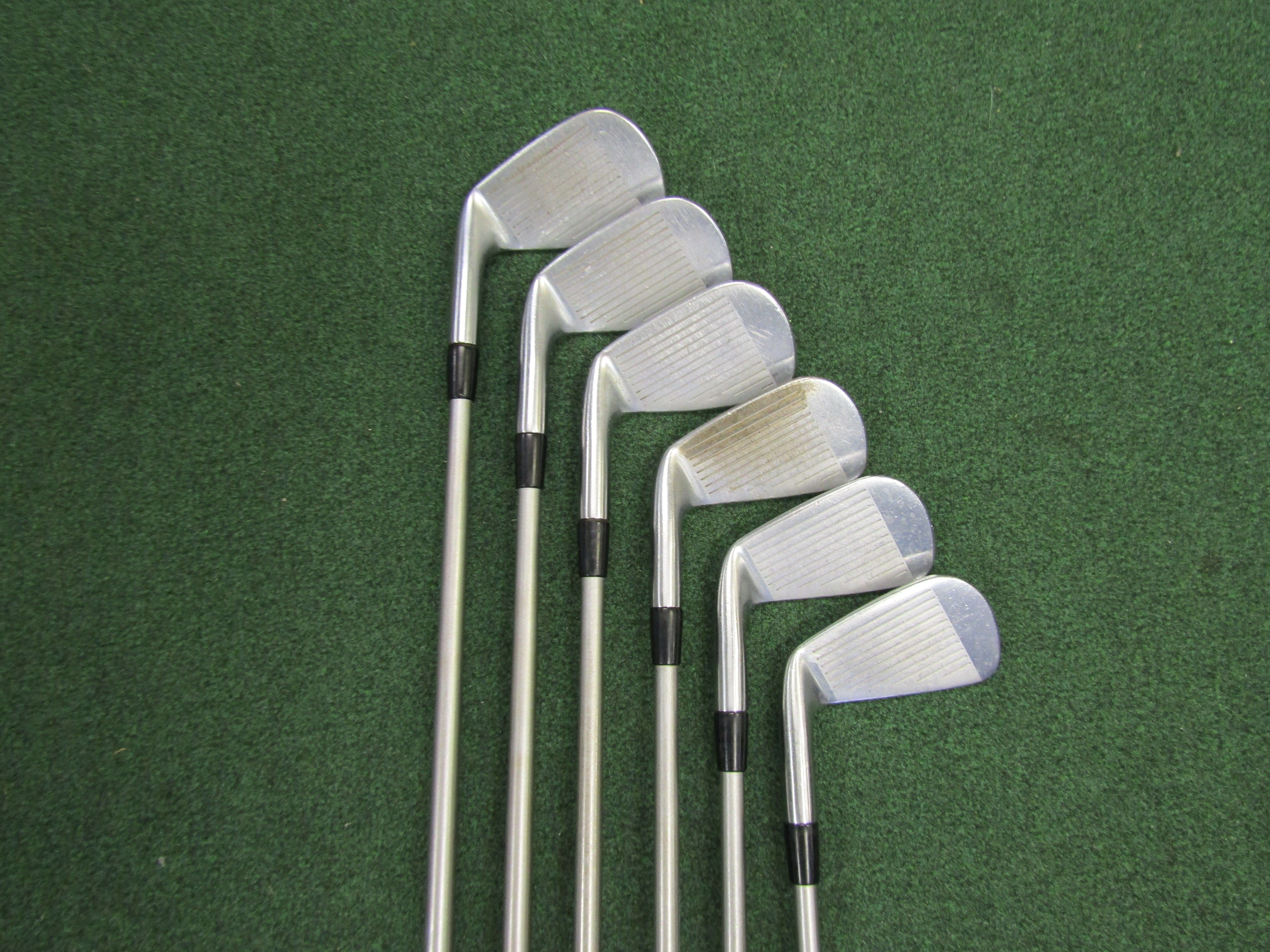 Titleist 712 MB Forged #5 - PW 6 pc. Iron Set Stiff Flex Steel Men's Right Pre-Owned Iron Sets Titleist 