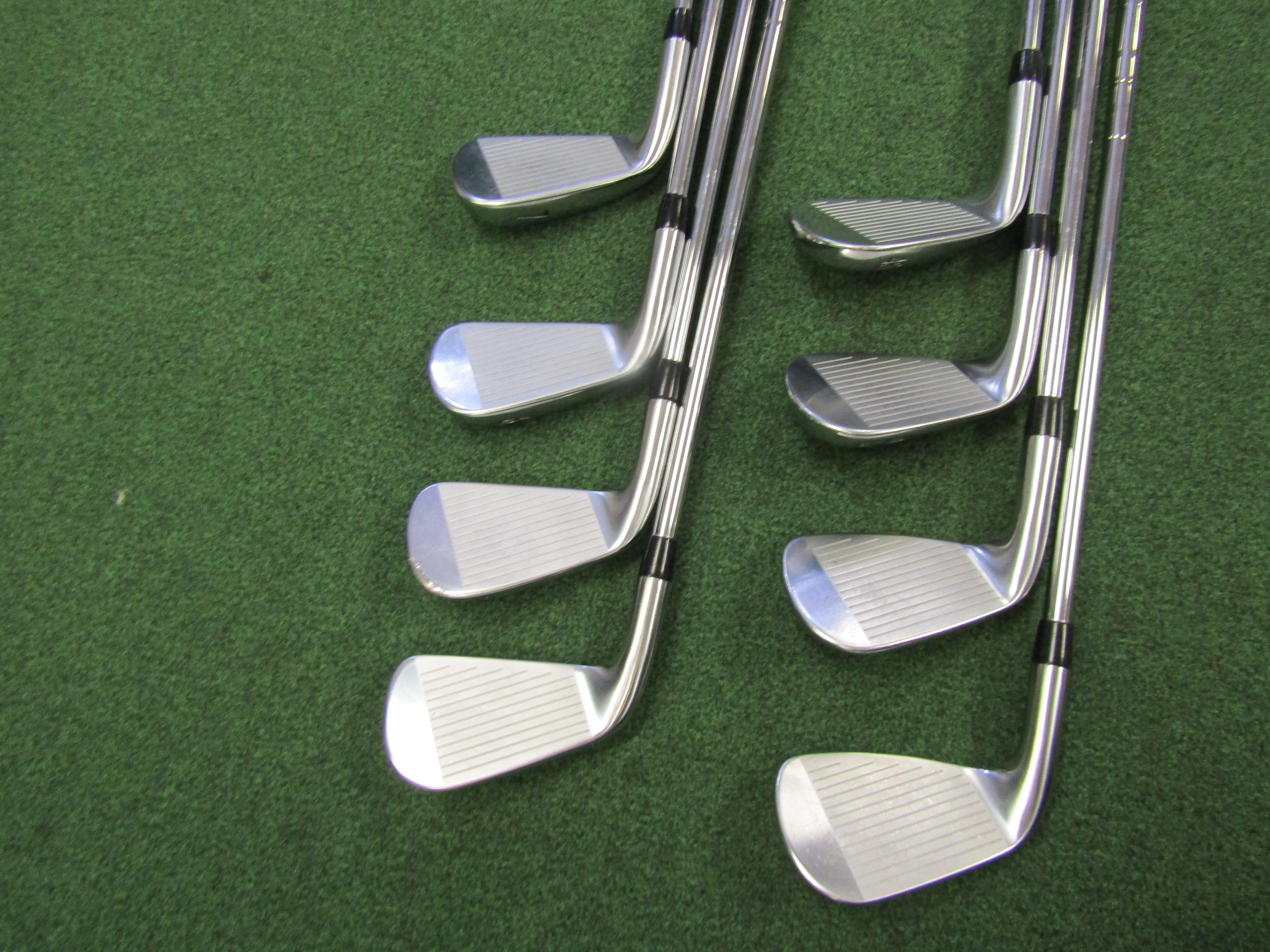 Titleist T200 #4-PW, GW 8pc. Iron Set Stiff Flex Steel Shafts Men's Right Pre-Owned Iron Sets Titleist 