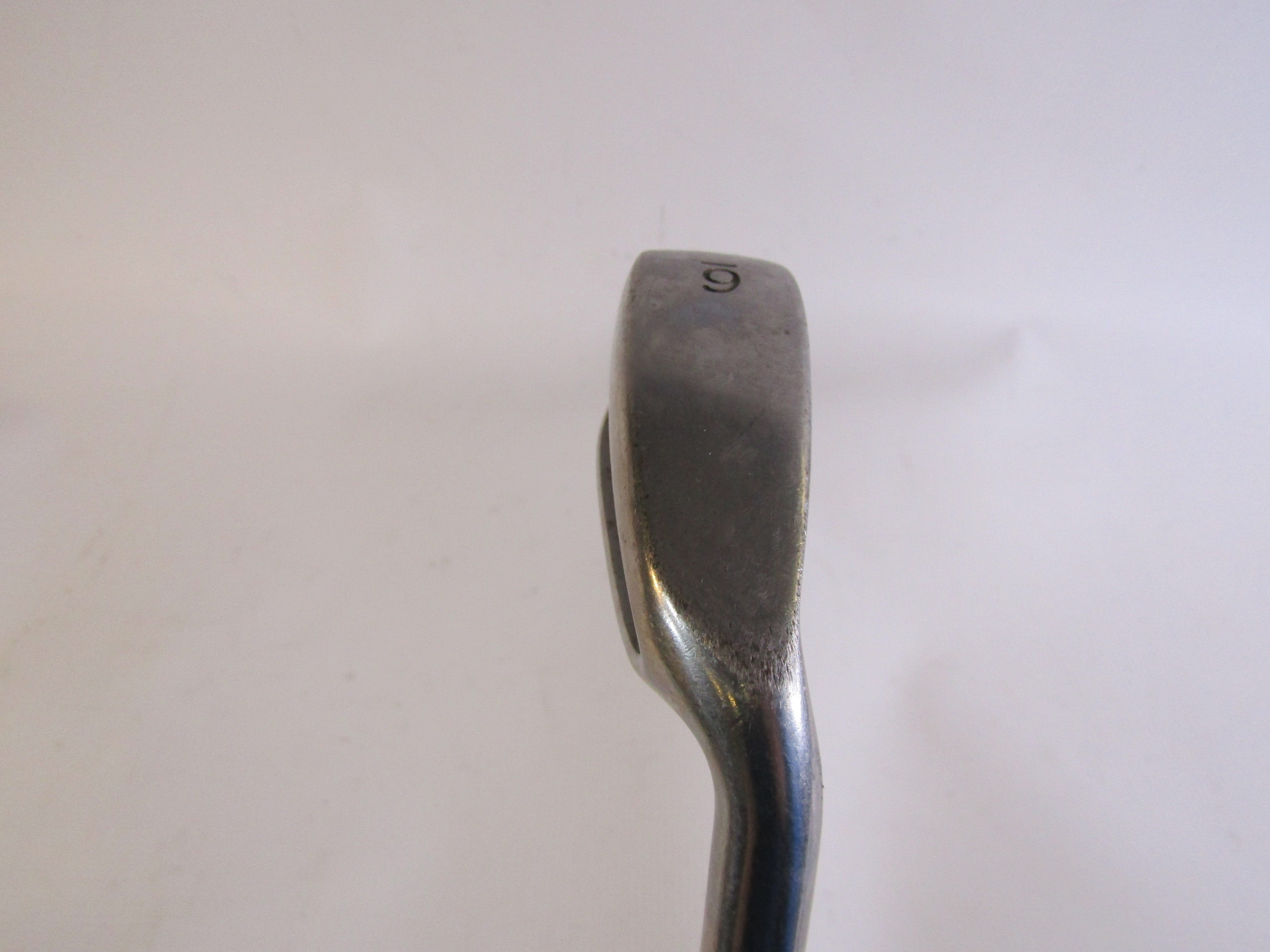 Top Flite Professional #6 Iron Regular Flex Graphite Men's Right Pre-Owned Irons Top Flite 
