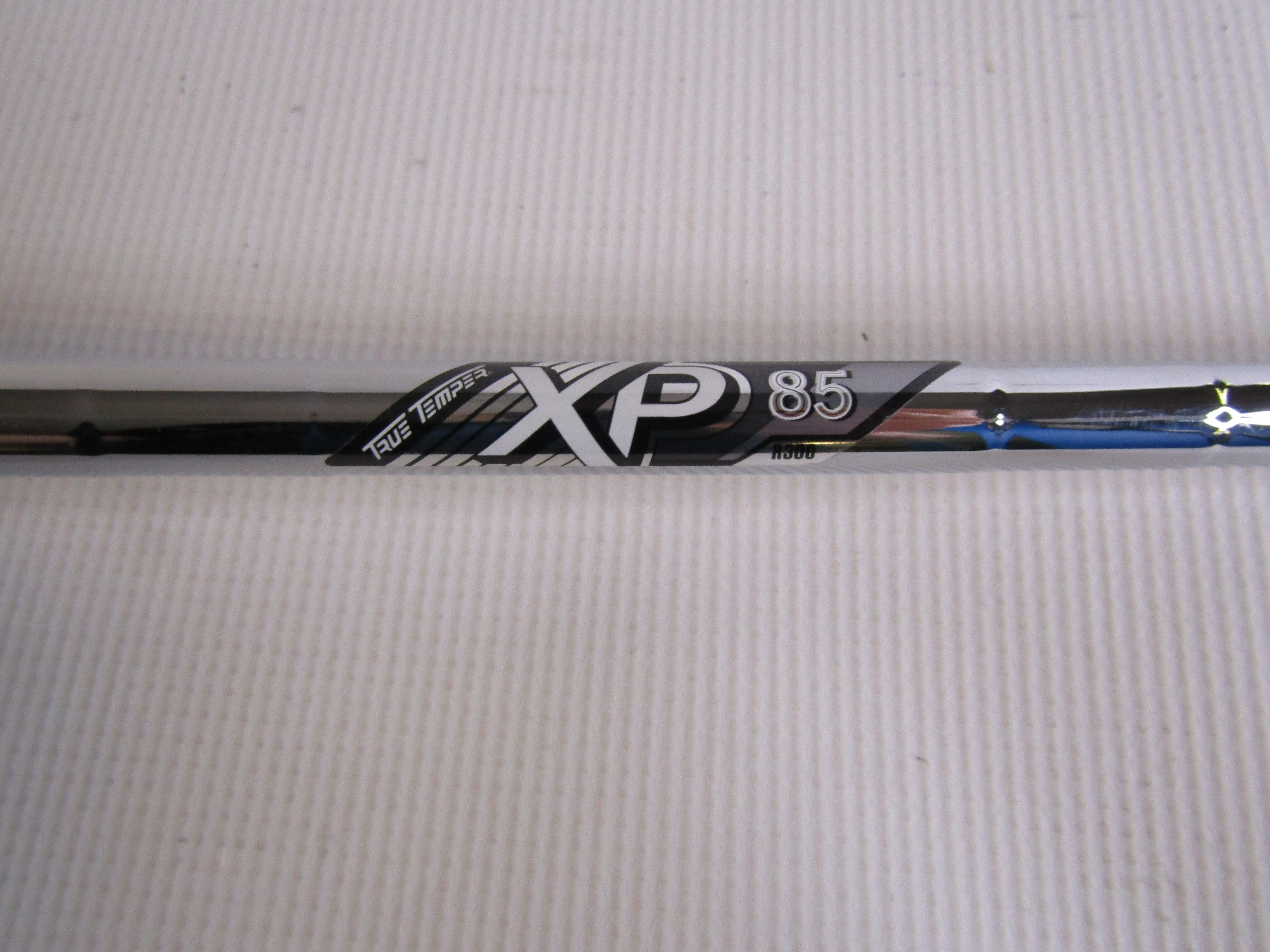 Tour Edge Hot Launch E523 52° GW Wedge Flex Steel Men' Right Pre-Owned Wedges Tour Edge 