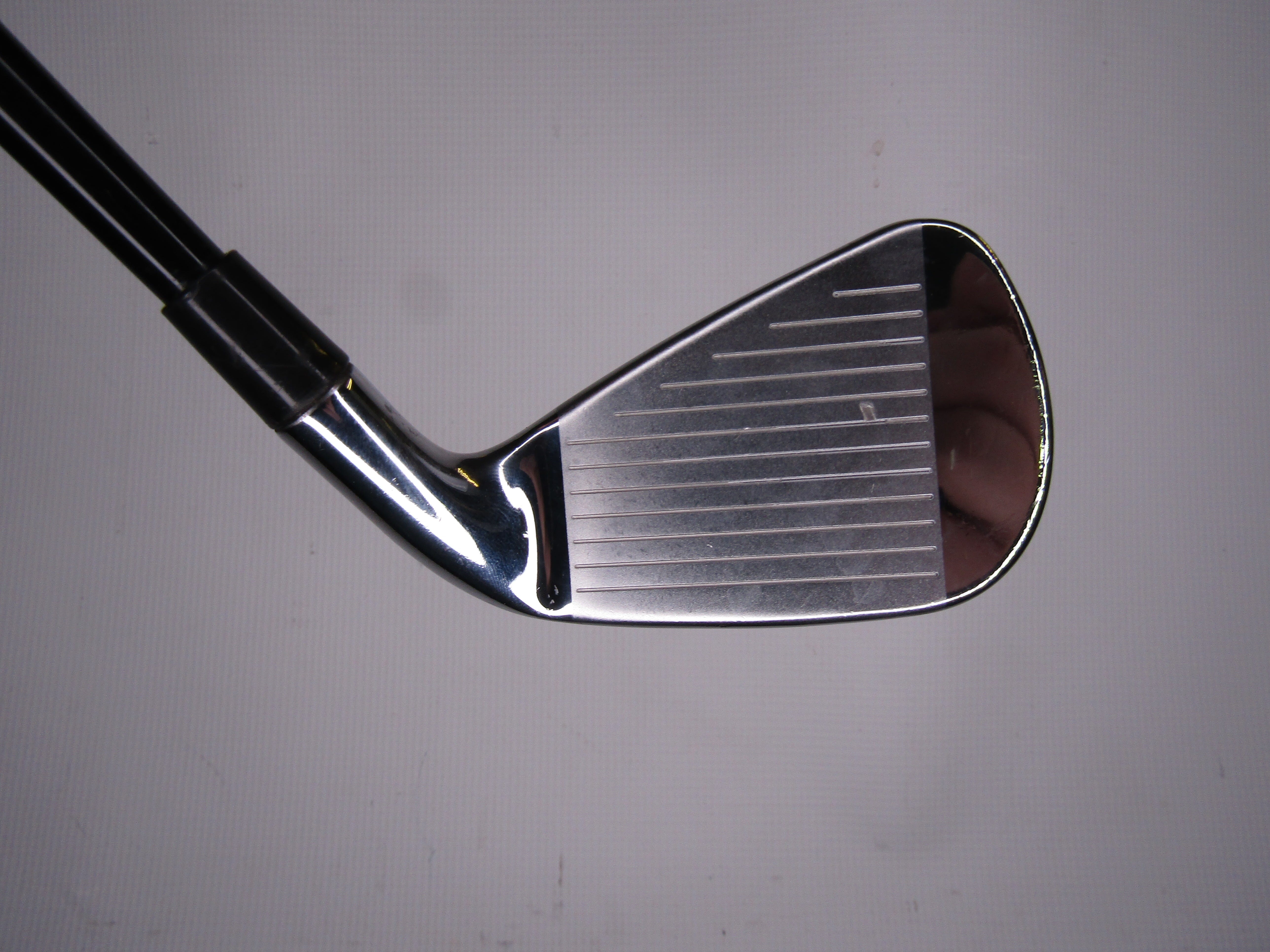 Wilson Staff FG Tour V6 #7 Iron Regular Flex Graphite Men's Left Pre-Owned Irons Wilson 